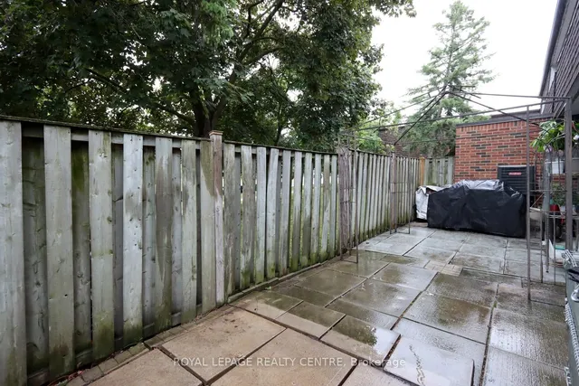 Additional image 3 of 444 Silverstone Dr Unit 11