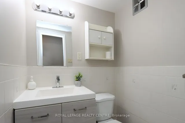 Additional image 25 of 444 Silverstone Dr Unit 11