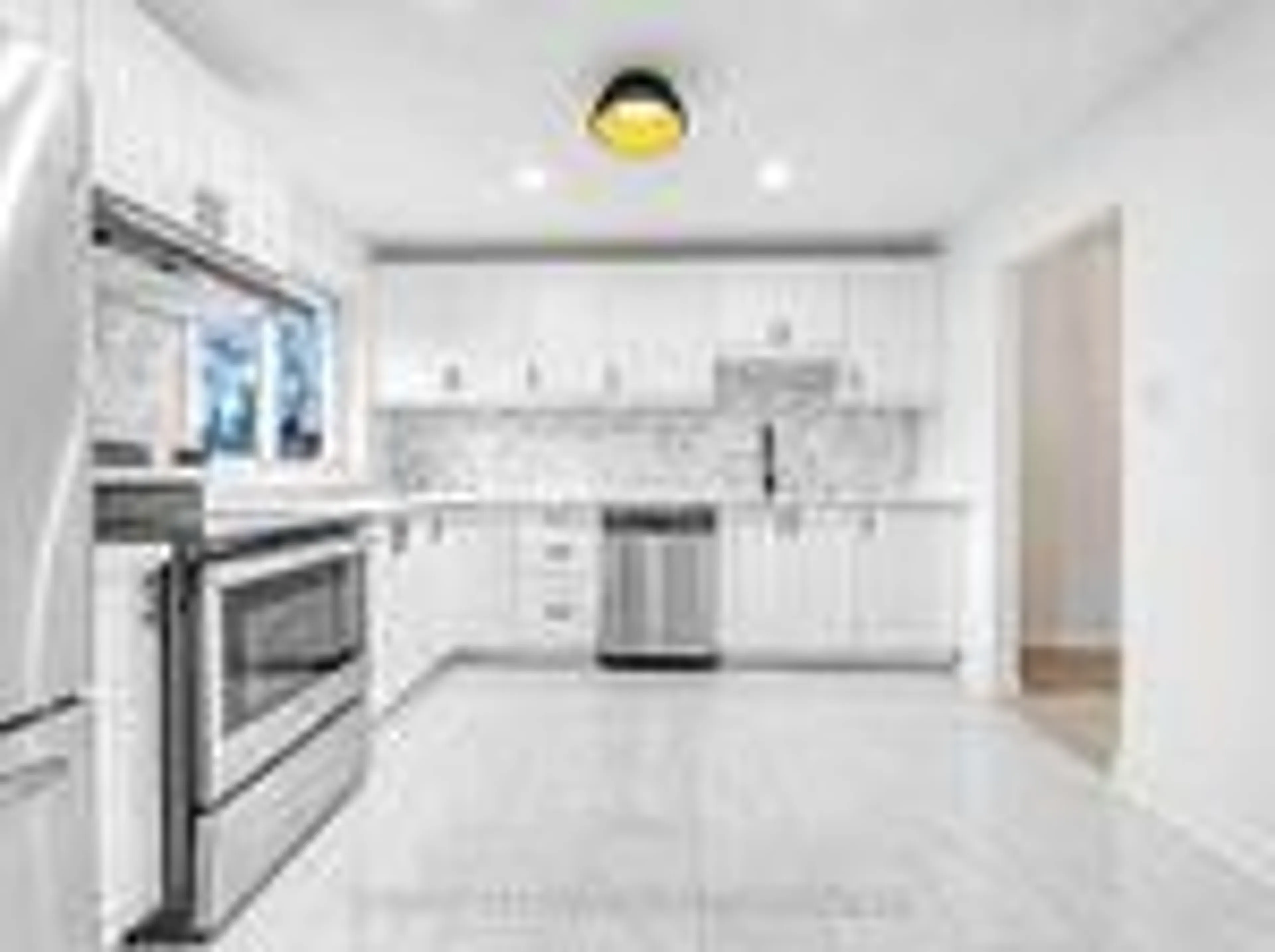 Open concept kitchen, ceramic/tile floor for 2145 Sherobee Rd ##83, Mississauga Ontario L5A 3G8