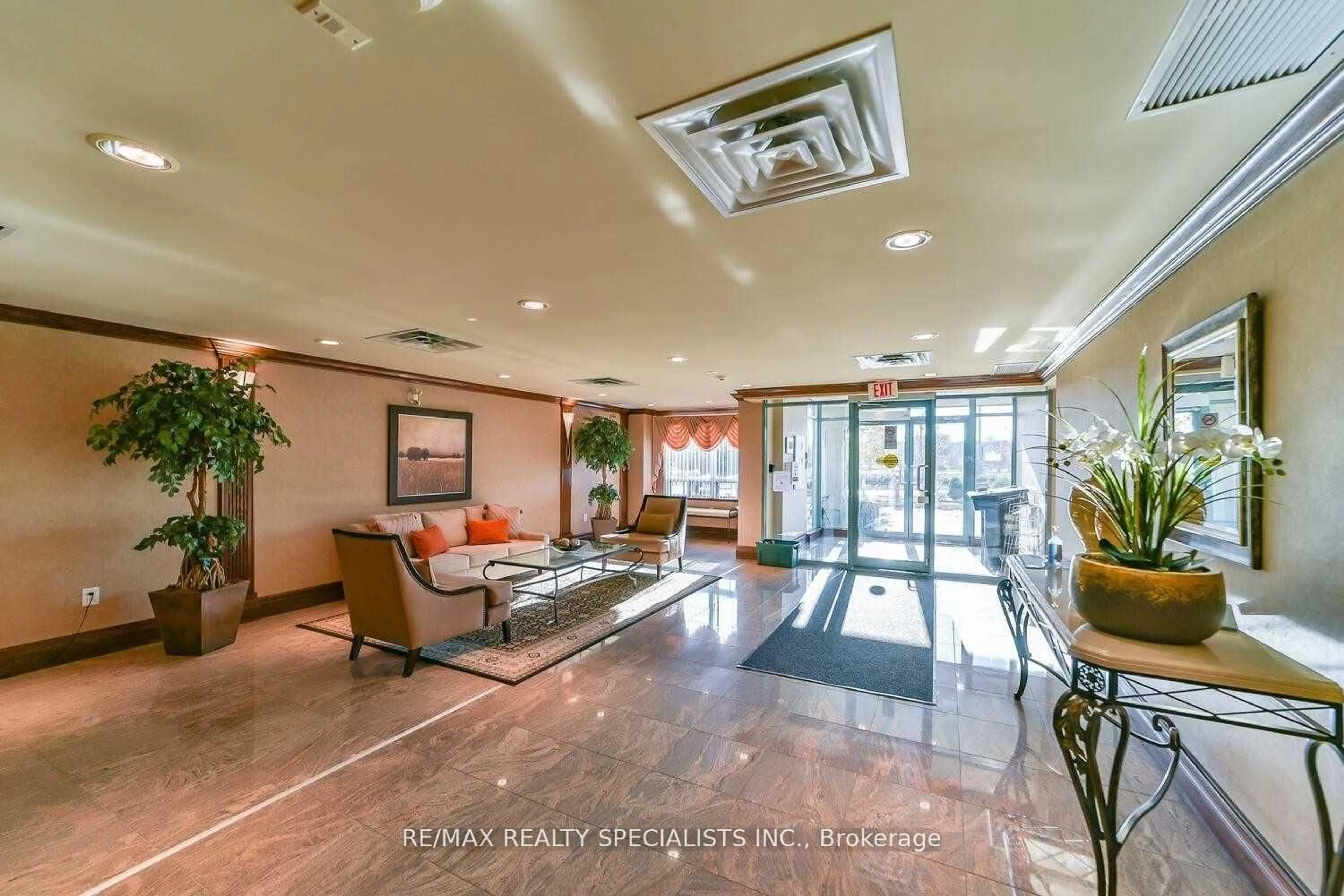Lobby for 55 Via Rosedale #201, Brampton Ontario L6R 0V1