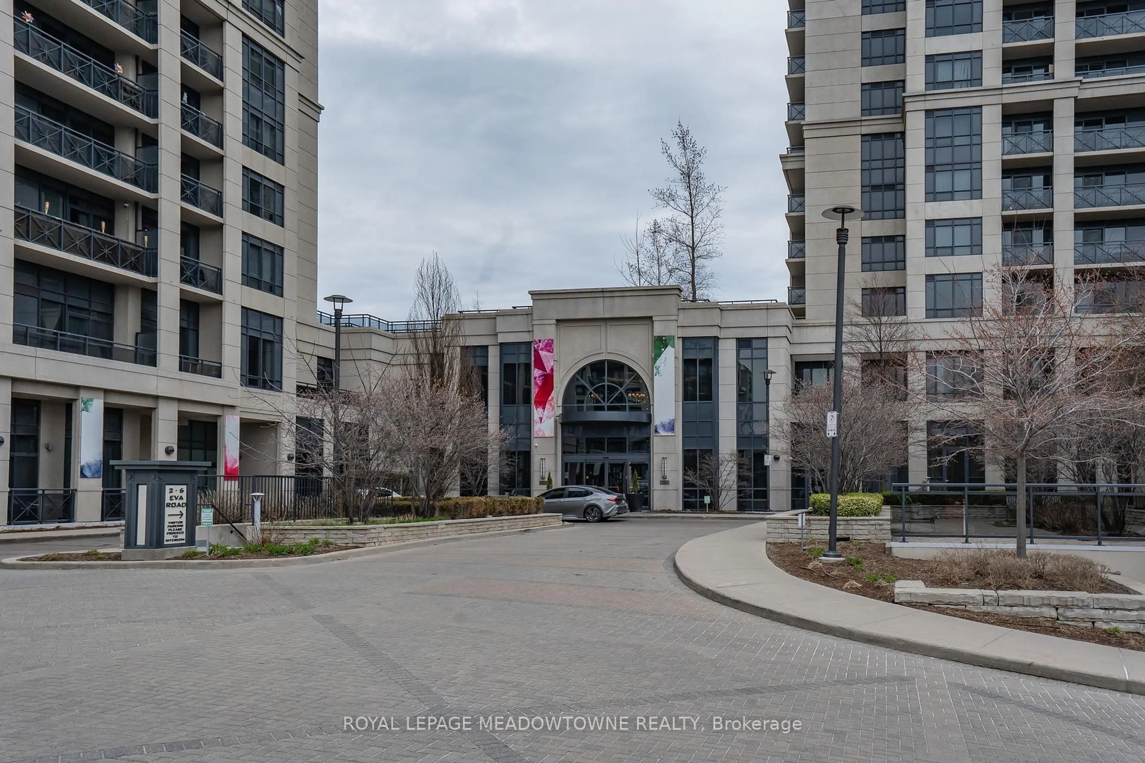 Indoor foyer for 2 Eva Rd #2421, Toronto Ontario M9C 0A9