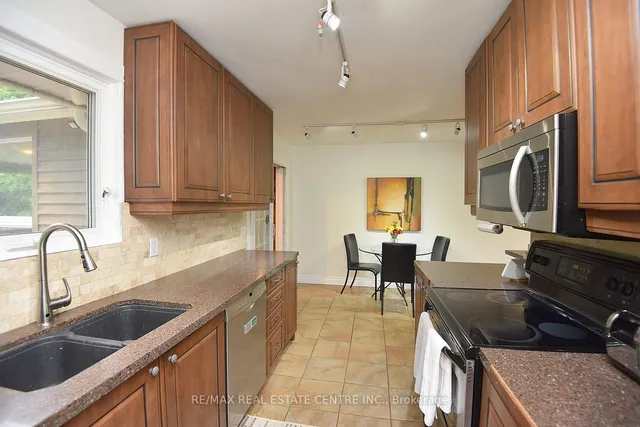 Additional image 7 of 405 Erindale Dr