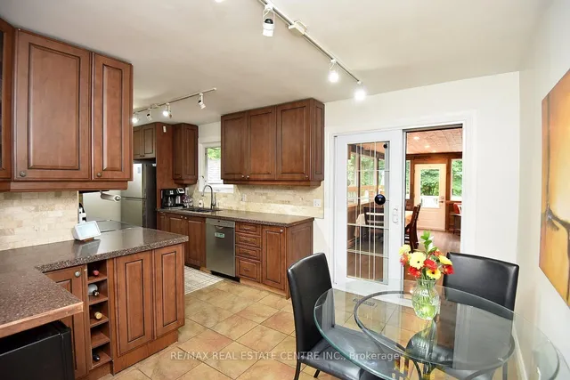 Additional image 9 of 405 Erindale Dr