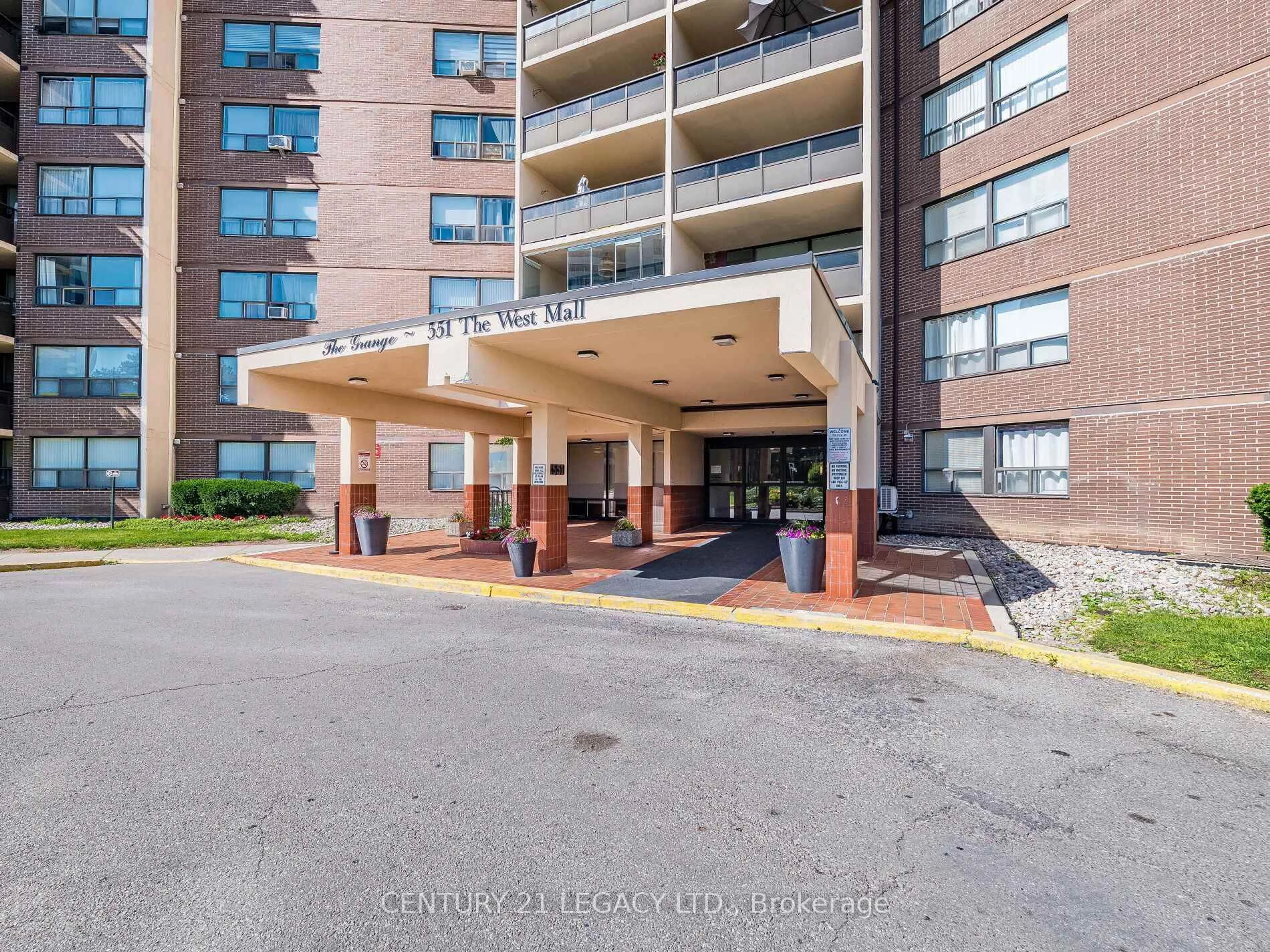 Indoor foyer for 551 The West Mall #310, Toronto Ontario M9C 1G7