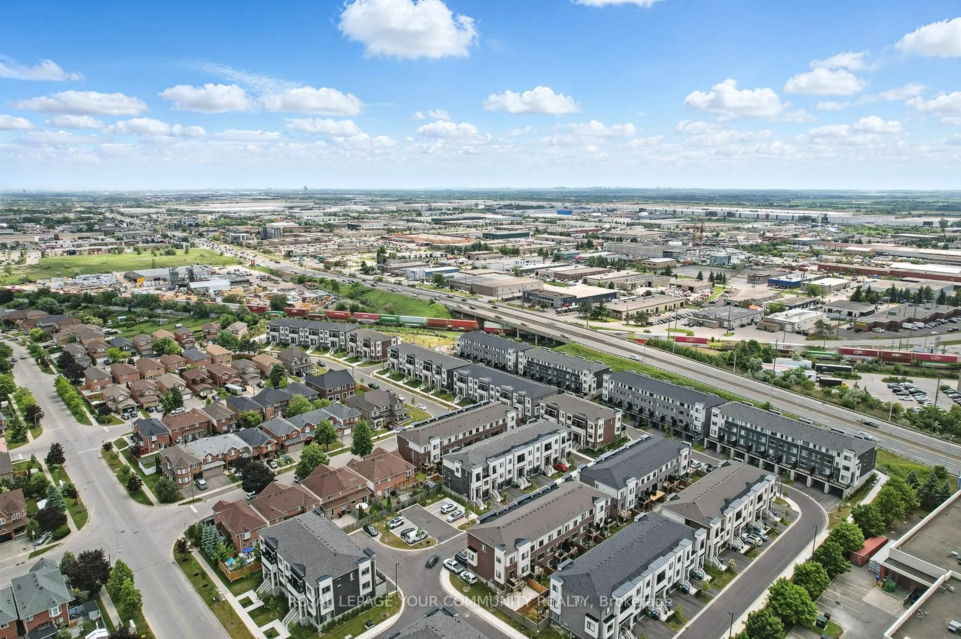 A pic from outside/outdoor area/front of a property/back of a property/a pic from drone, city buildings view from balcony for 19 Heathrow Lane, Caledon Ontario L7E 2E1