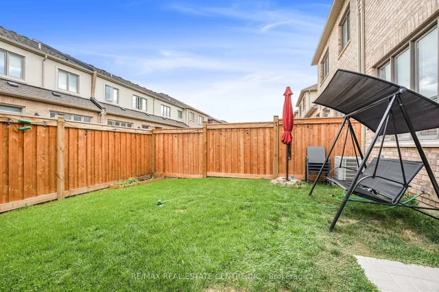 Additional image 3 of 474 Sheaffe Pl