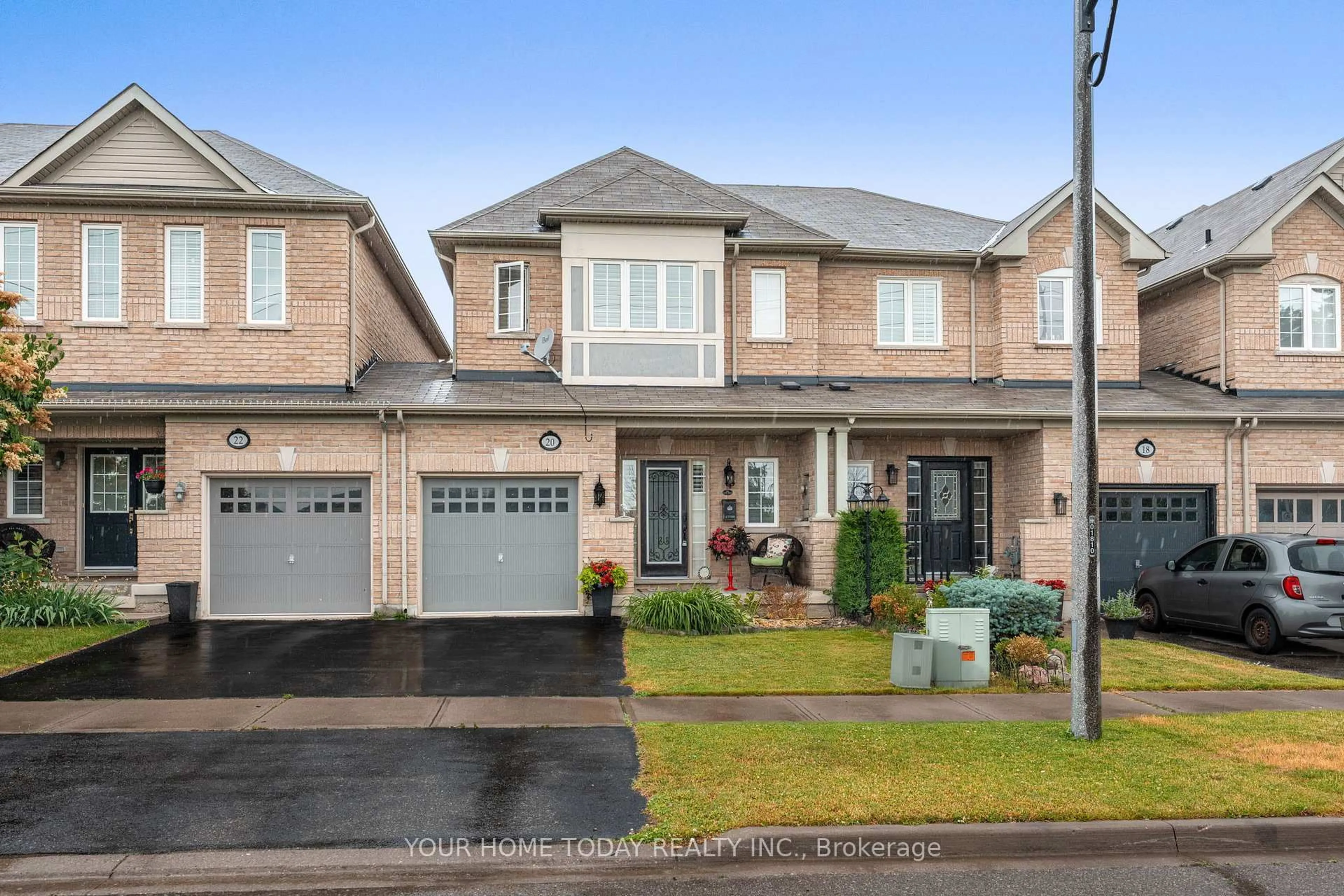 Home with brick exterior material, street for 20 Chetholme Pl, Halton Hills Ontario L7G 0E1