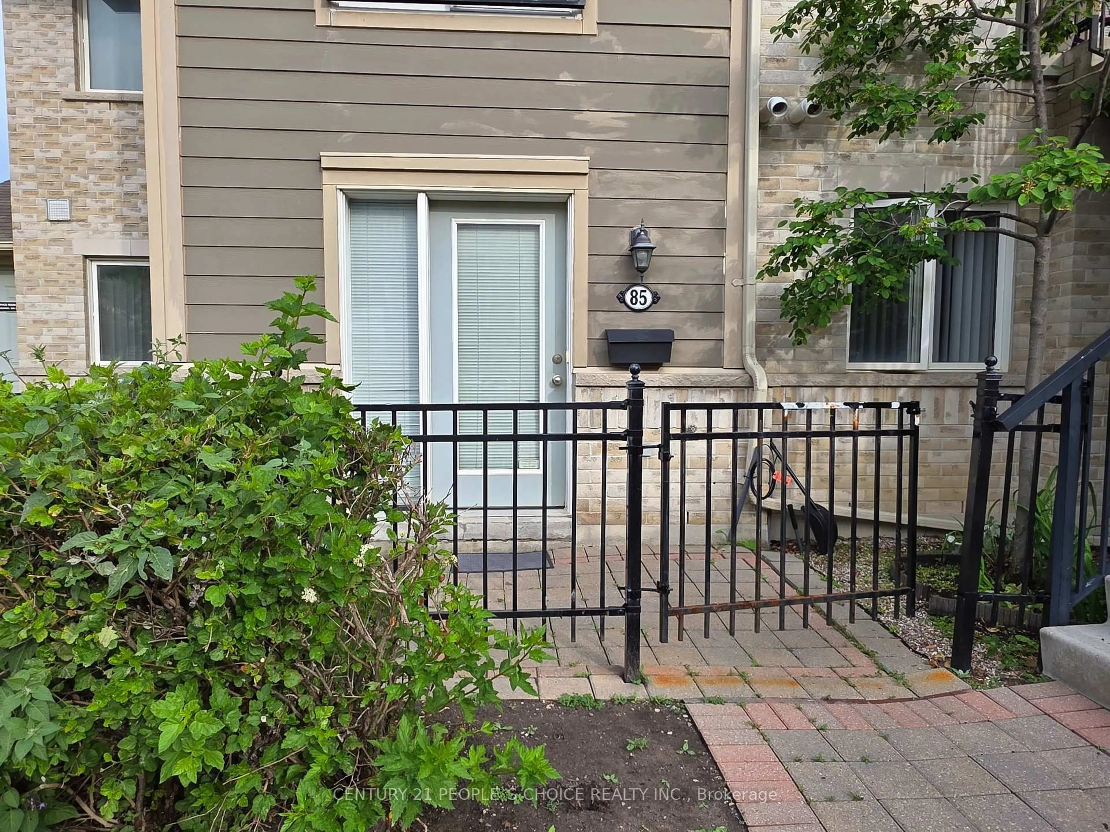 Patio, street for 60 Fairwood Circ #85, Brampton Ontario L6R 0Y6