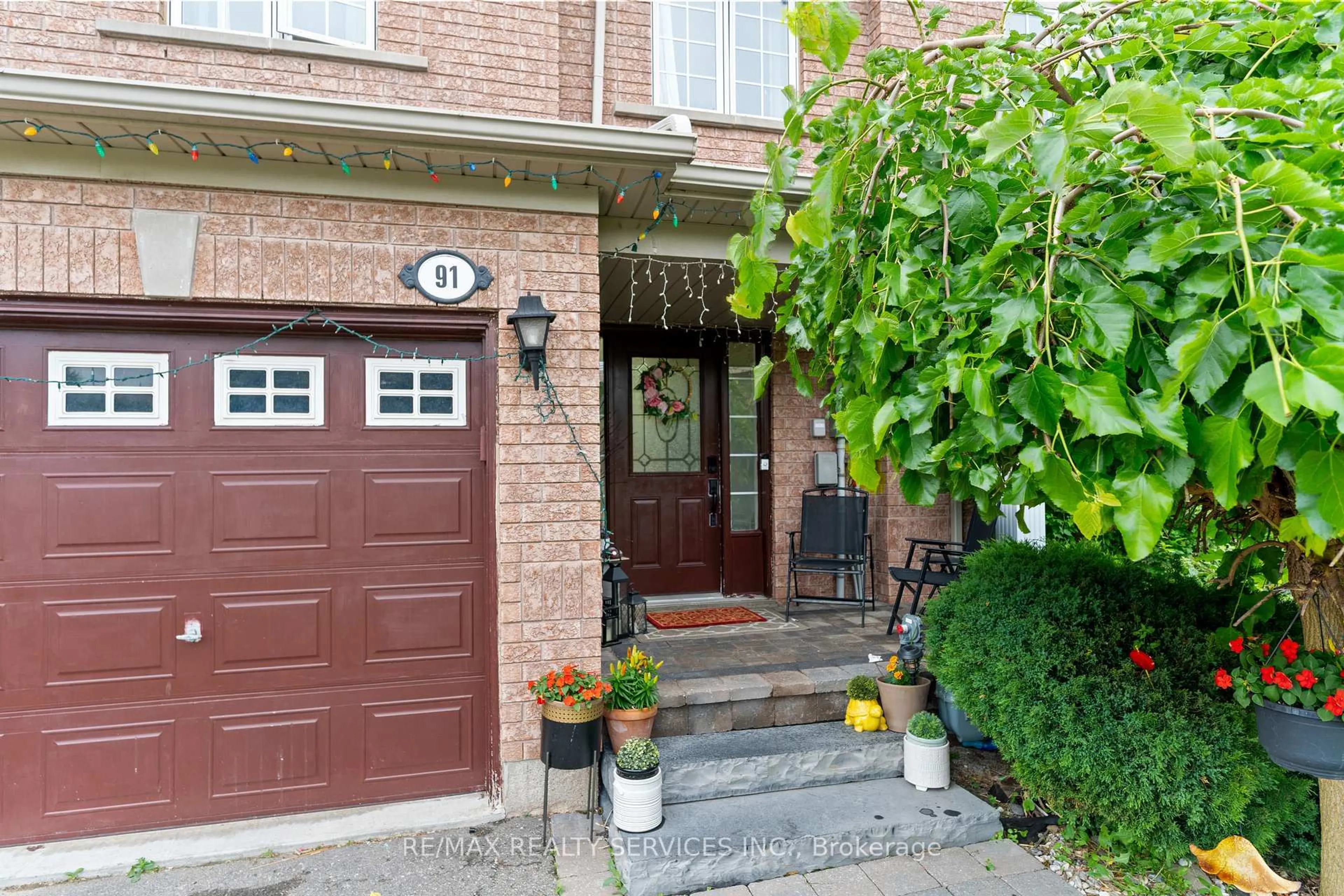 Unknown for 91 Crystal Glen Cres, Brampton Ontario L6X 0K8