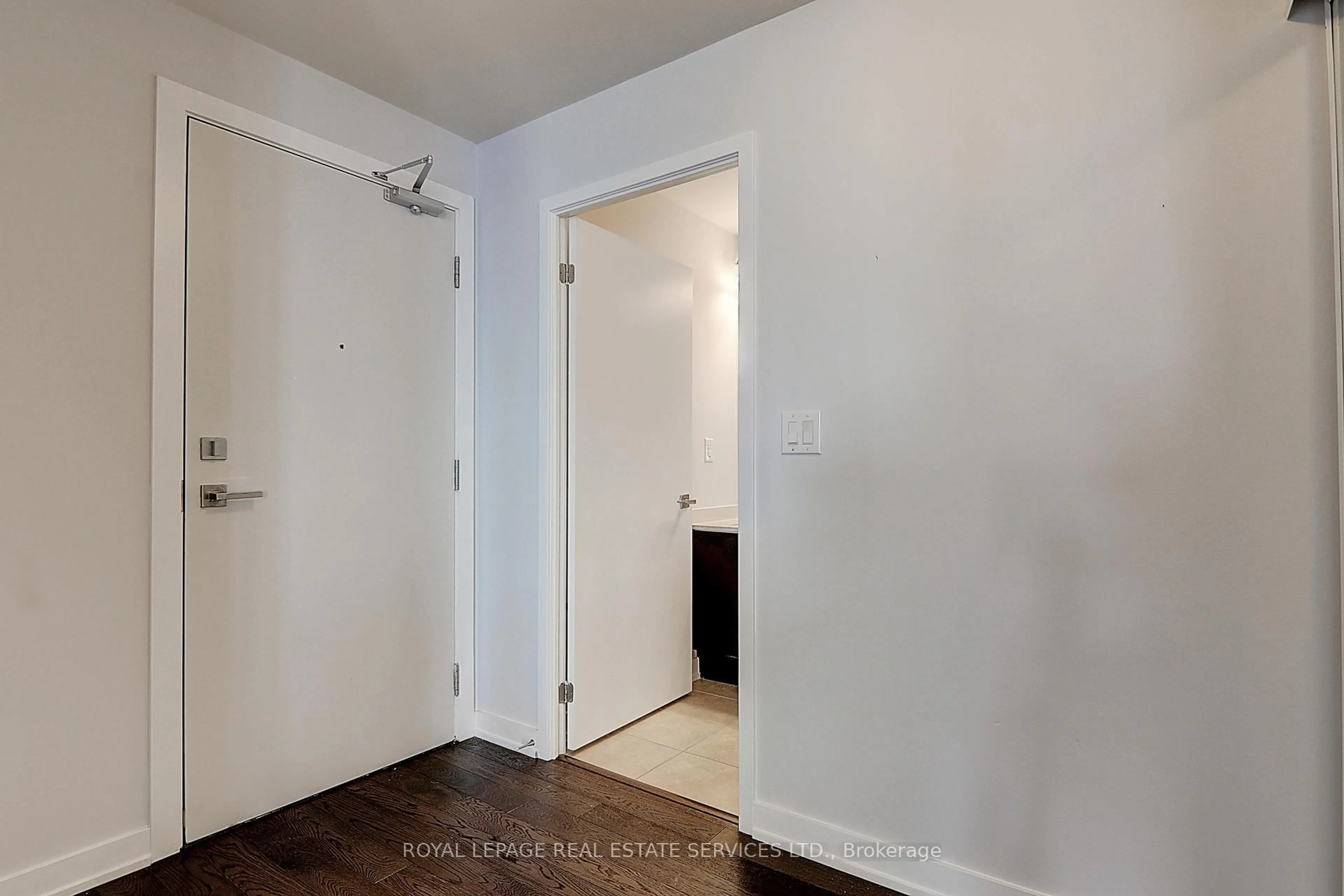 A pic of a room for 4011 Brickstone Mews #4510, Mississauga Ontario L5B 0J7