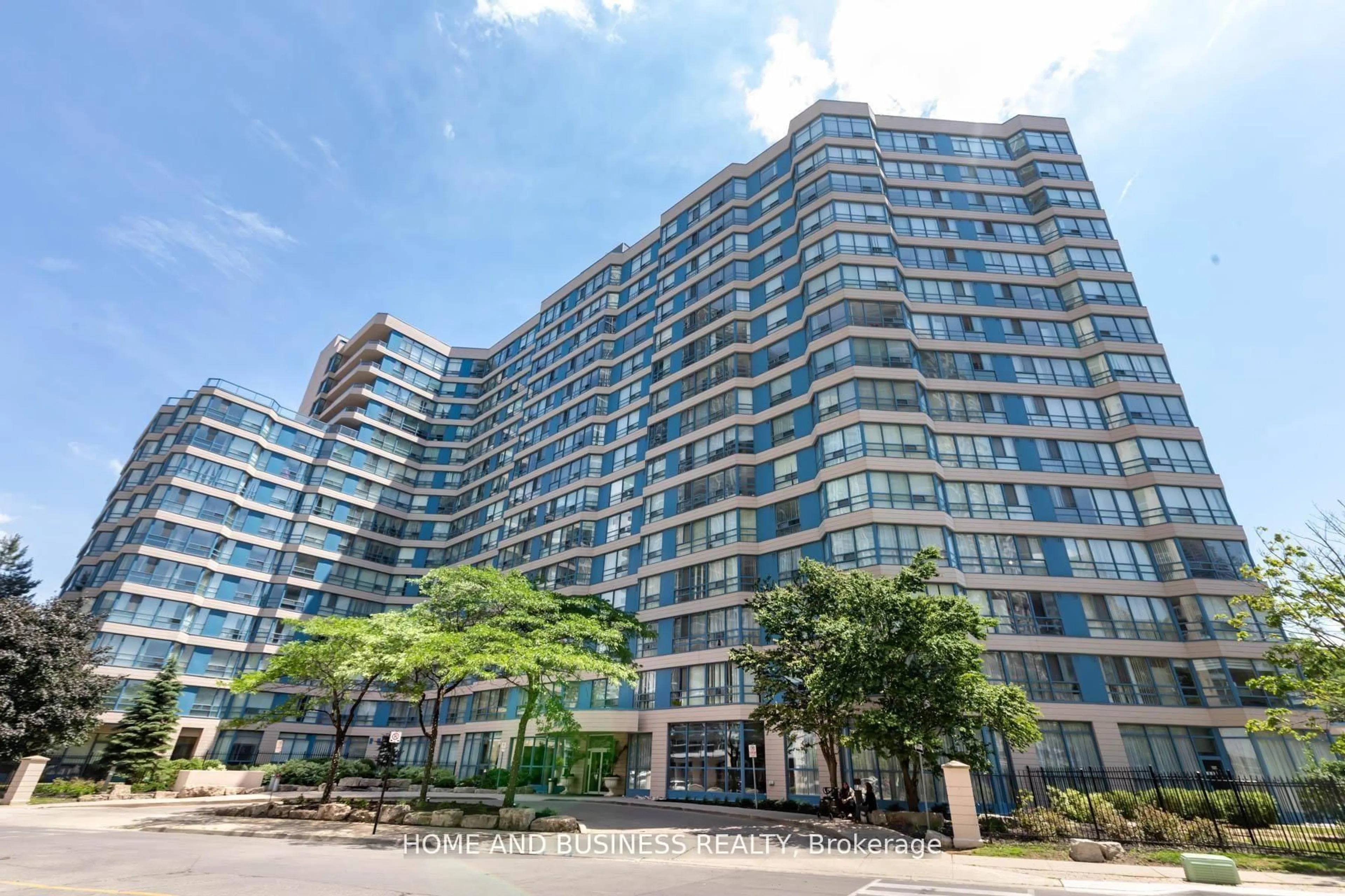 Unknown for 250 Webb Dr #1015, Mississauga Ontario L5B 3Z4