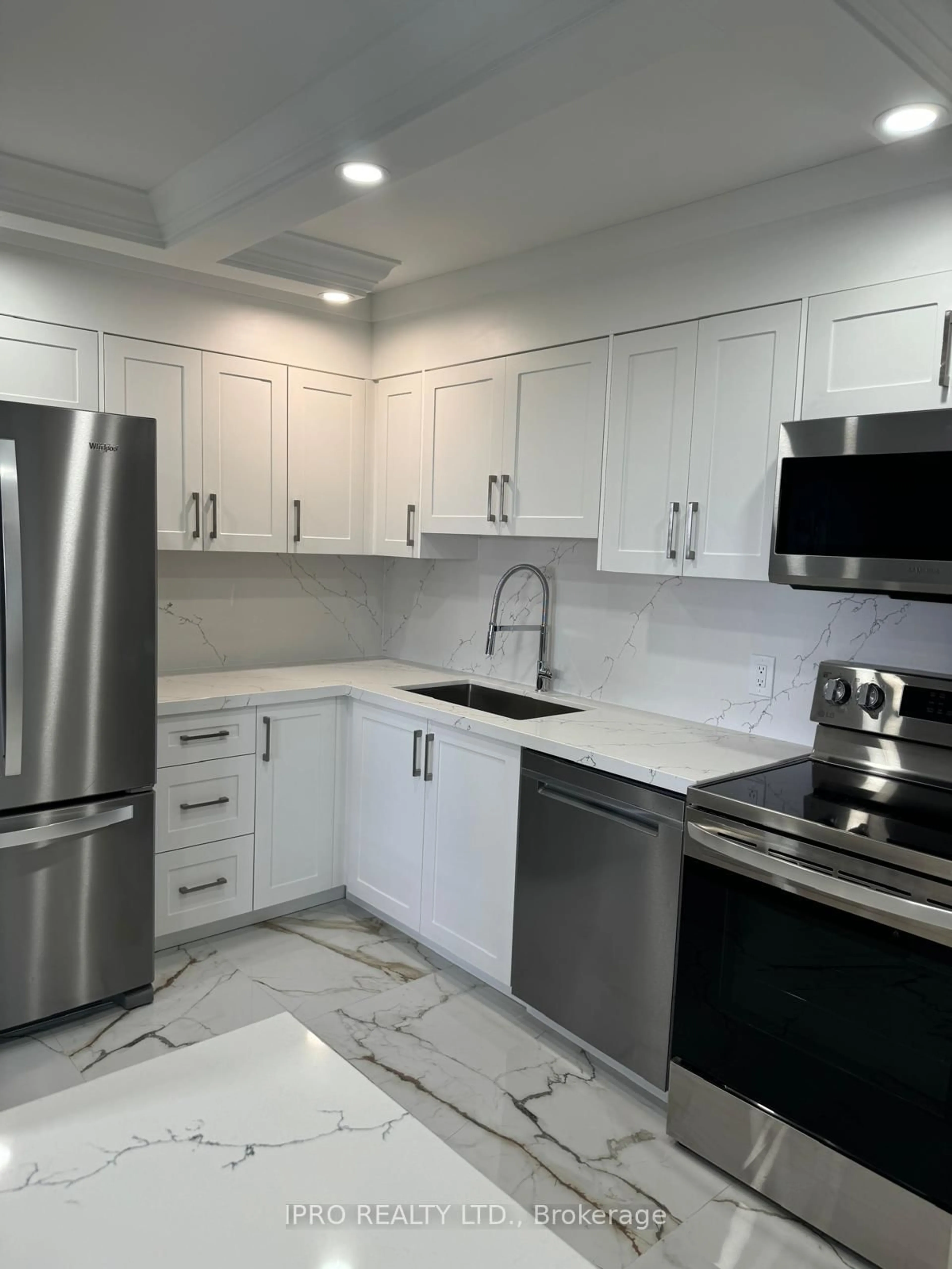 Unknown for 1580 Mississauga Valley Blvd #1110, Mississauga Ontario L5A 3T8