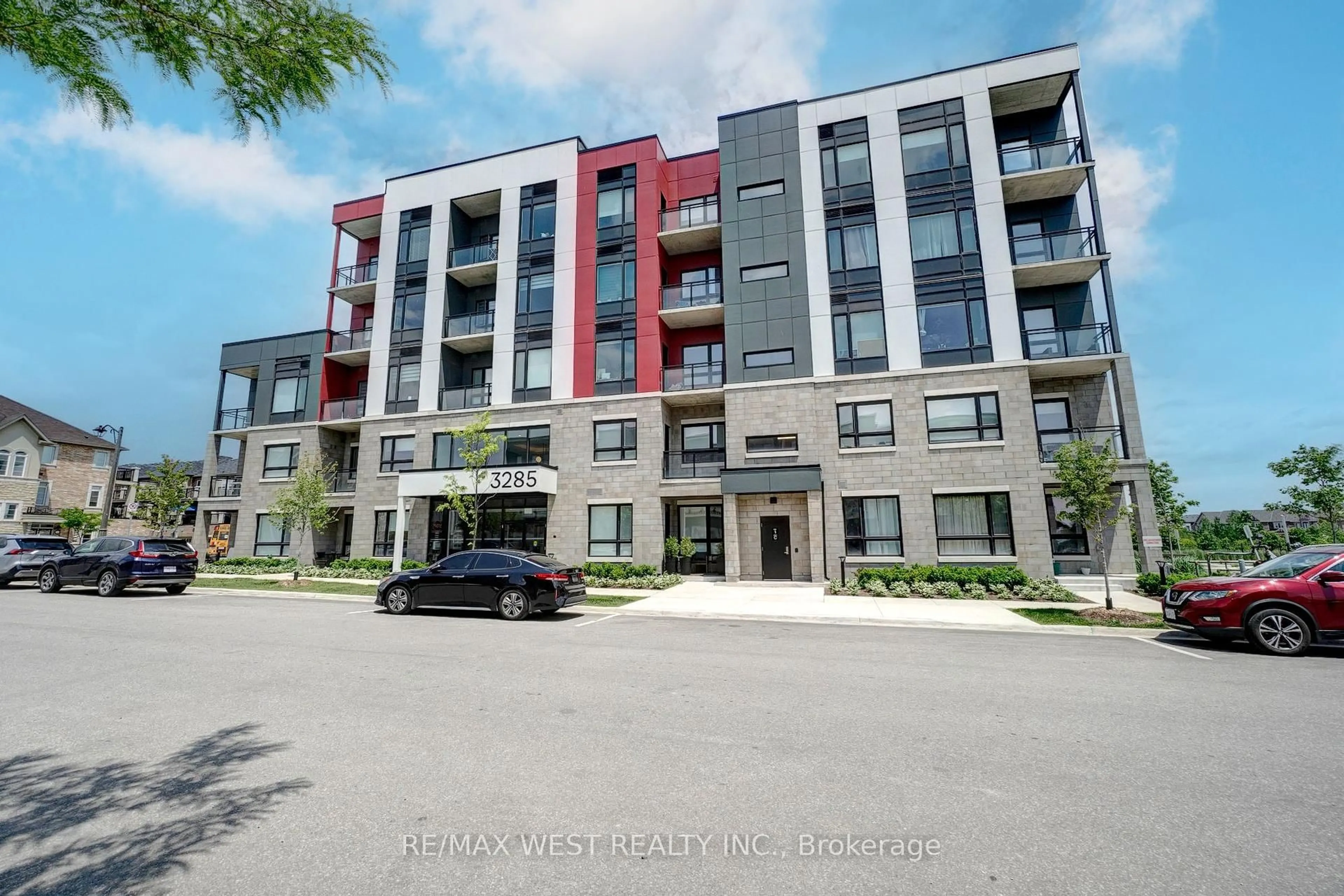Unknown for 3285 Carding Mill Tr #302, Oakville Ontario L6M 1S1