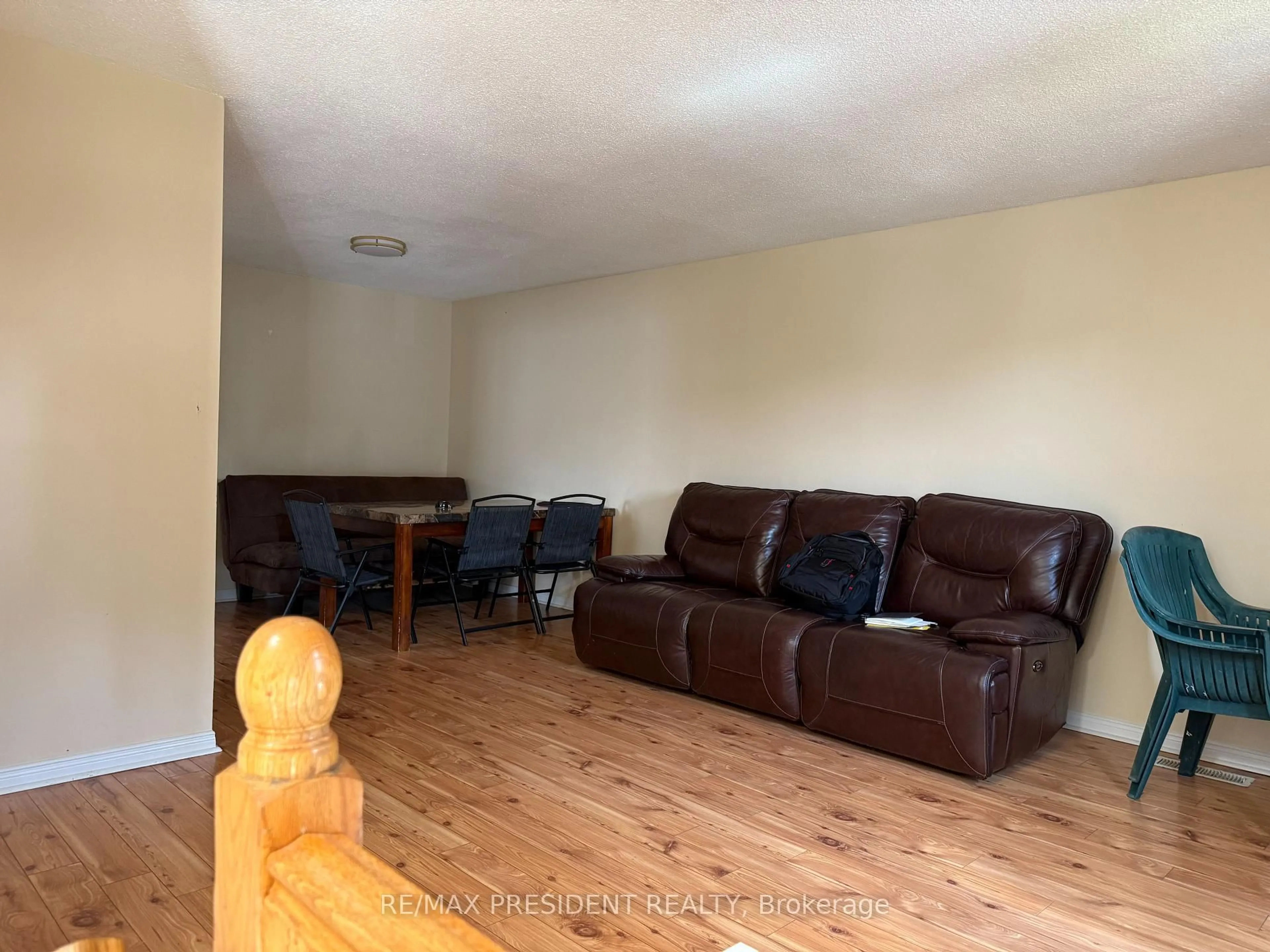 A pic of a room for 84 Primerose Cres, Brampton Ontario L6Z 1E3