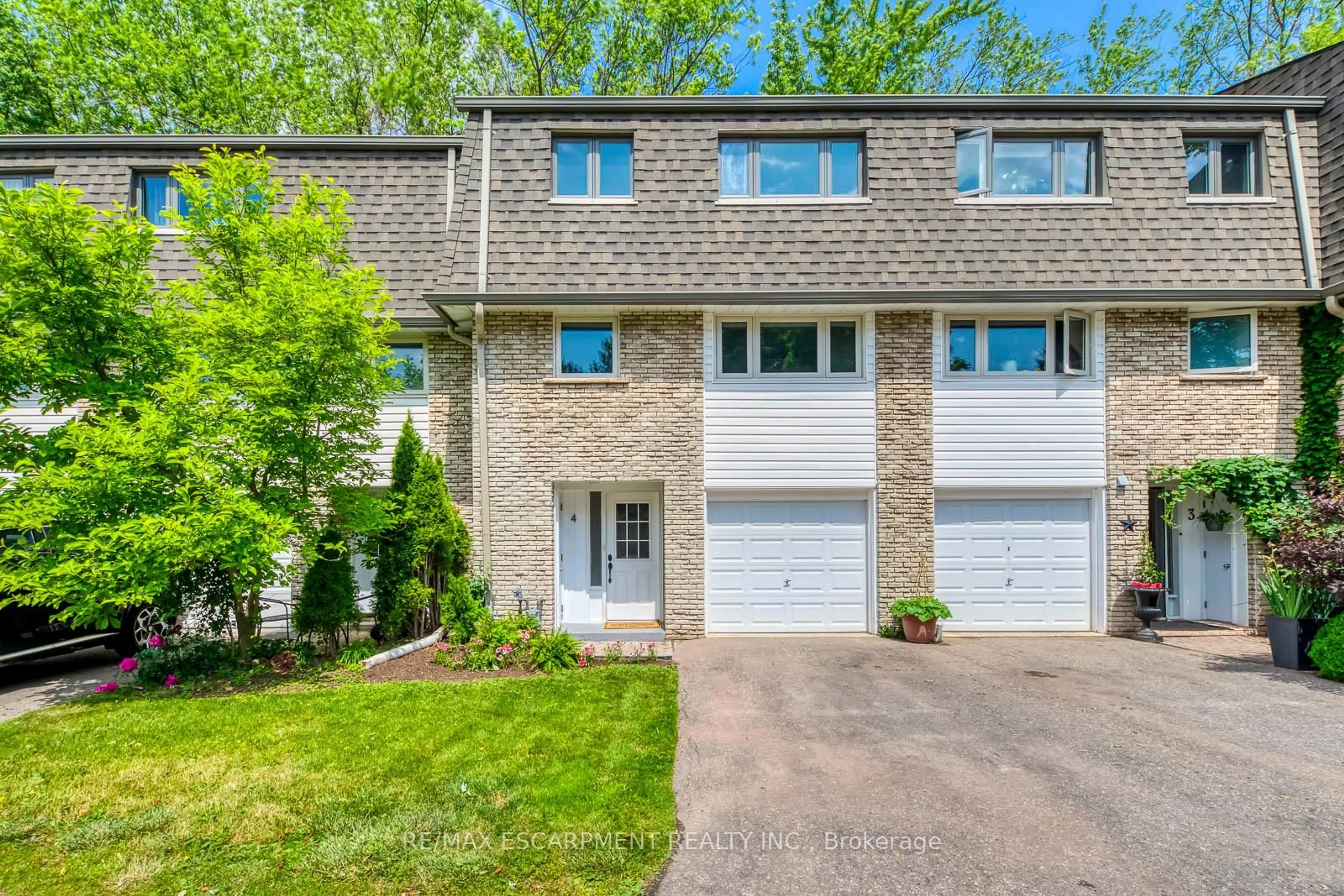 Unknown for 1270 Gainsborough Dr #4, Oakville Ontario L6H 2L2