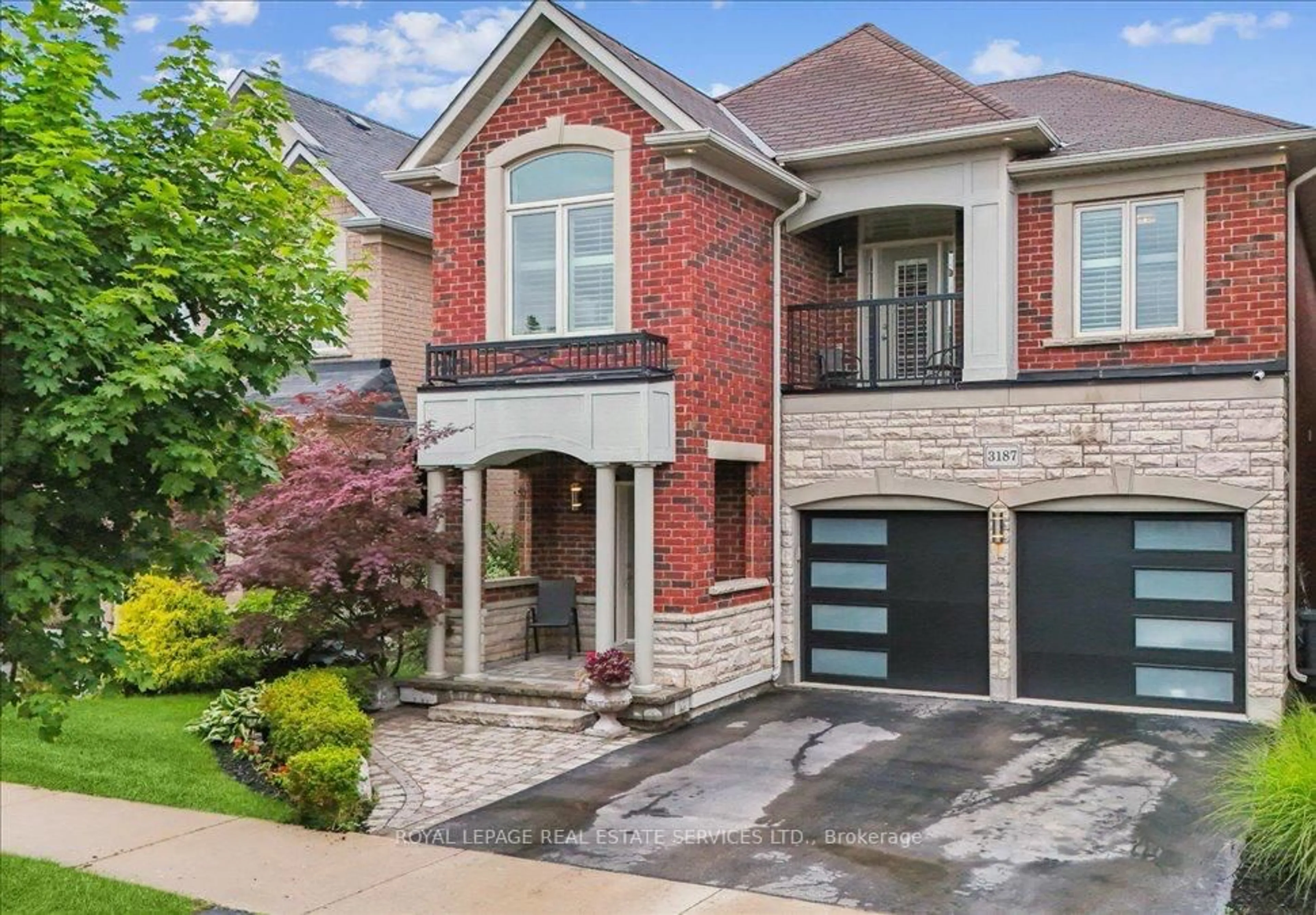 Home with brick exterior material, street for 3187 Cotter Rd, Burlington Ontario L7M 0N3