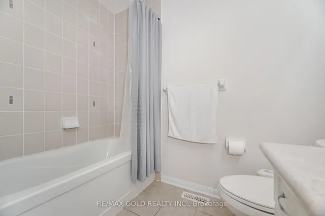 Additional image 17 of 49 Biddens Sq