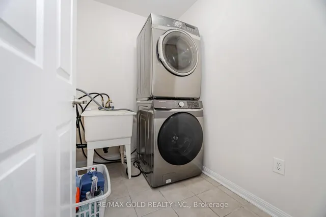 Additional image 16 of 49 Biddens Sq