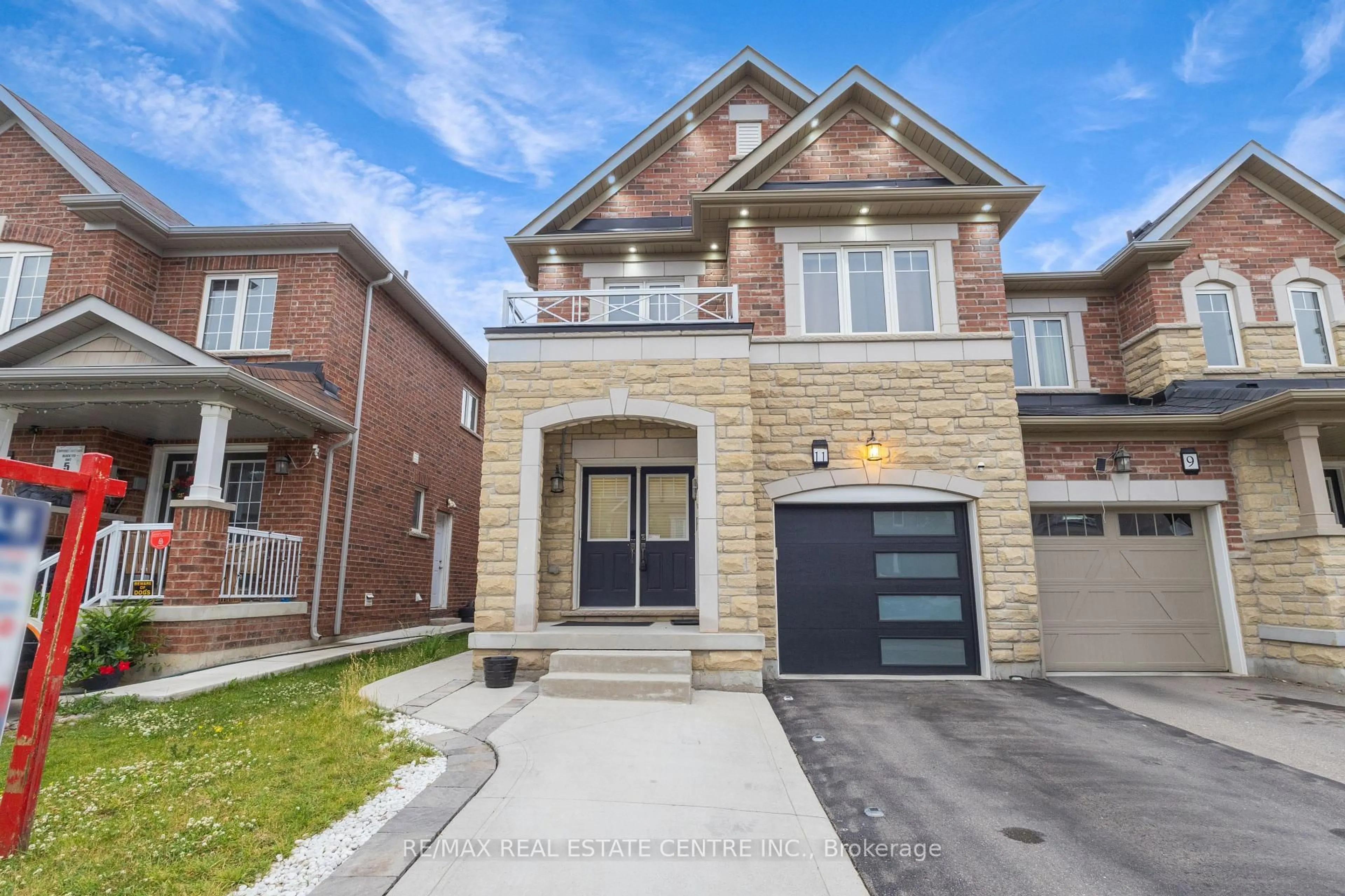 Home with brick exterior material, street for 11 Hoover Rd, Brampton Ontario L7A 4L2
