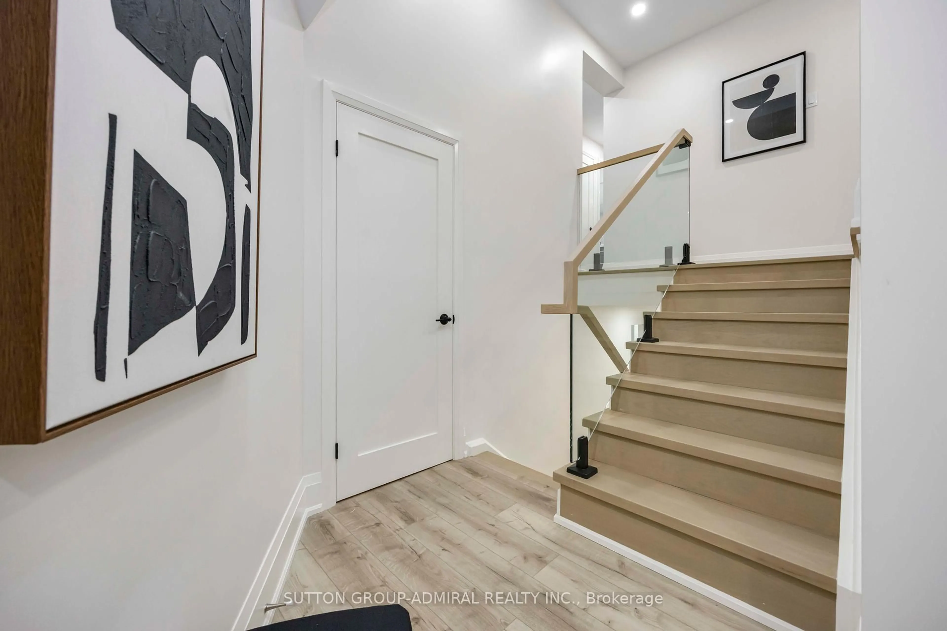 Stairs for 296 Mill Rd #G7, Toronto Ontario M9C 4X8