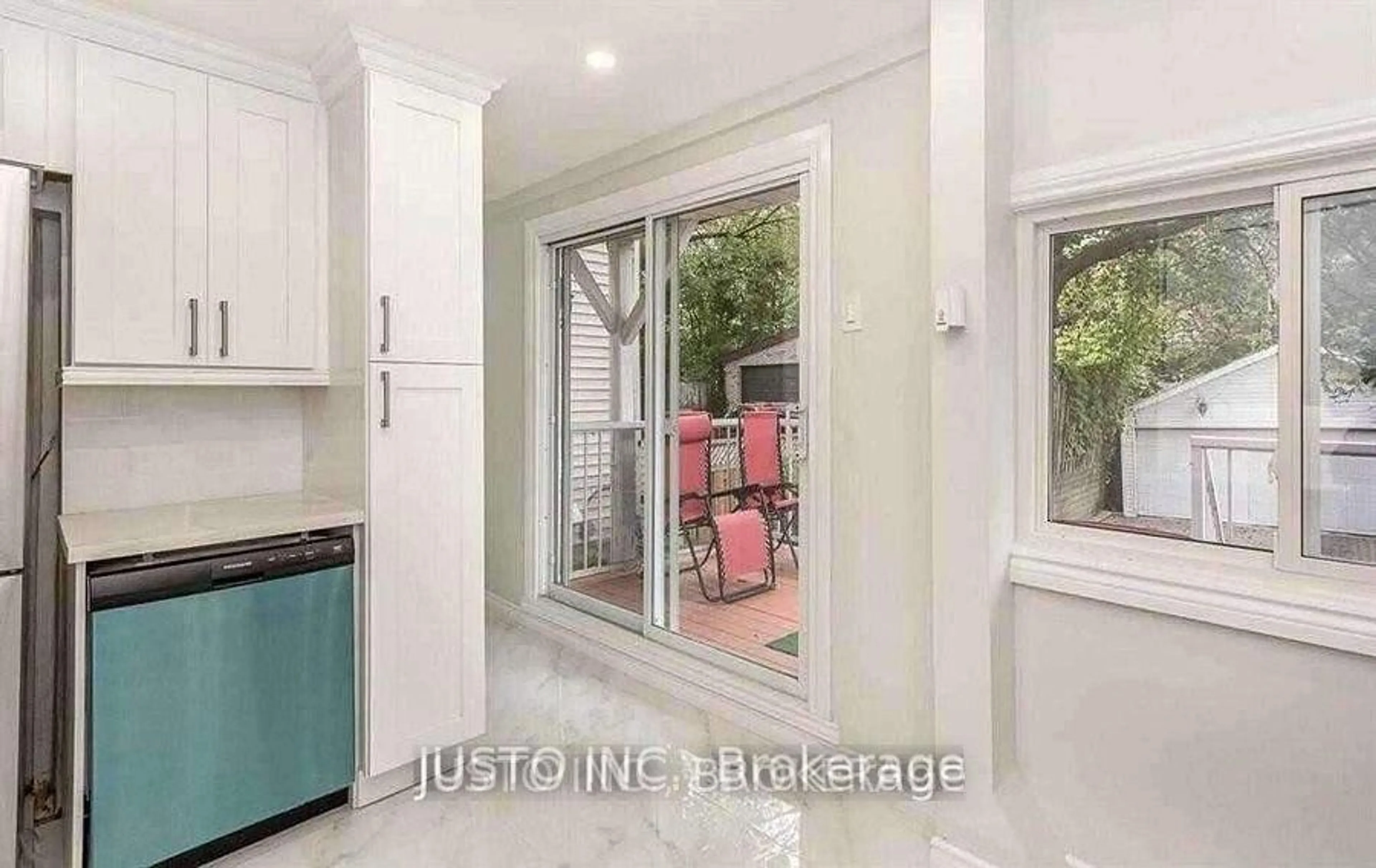 Unknown for 23 Mccormack St, Toronto Ontario M6N 1X5