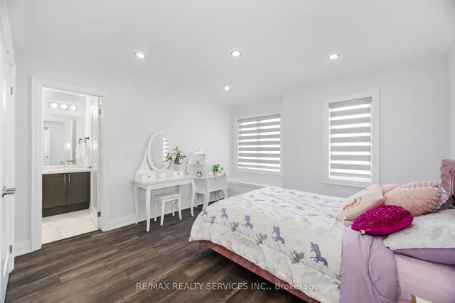 Additional image 40 of 49 Puffin Cres