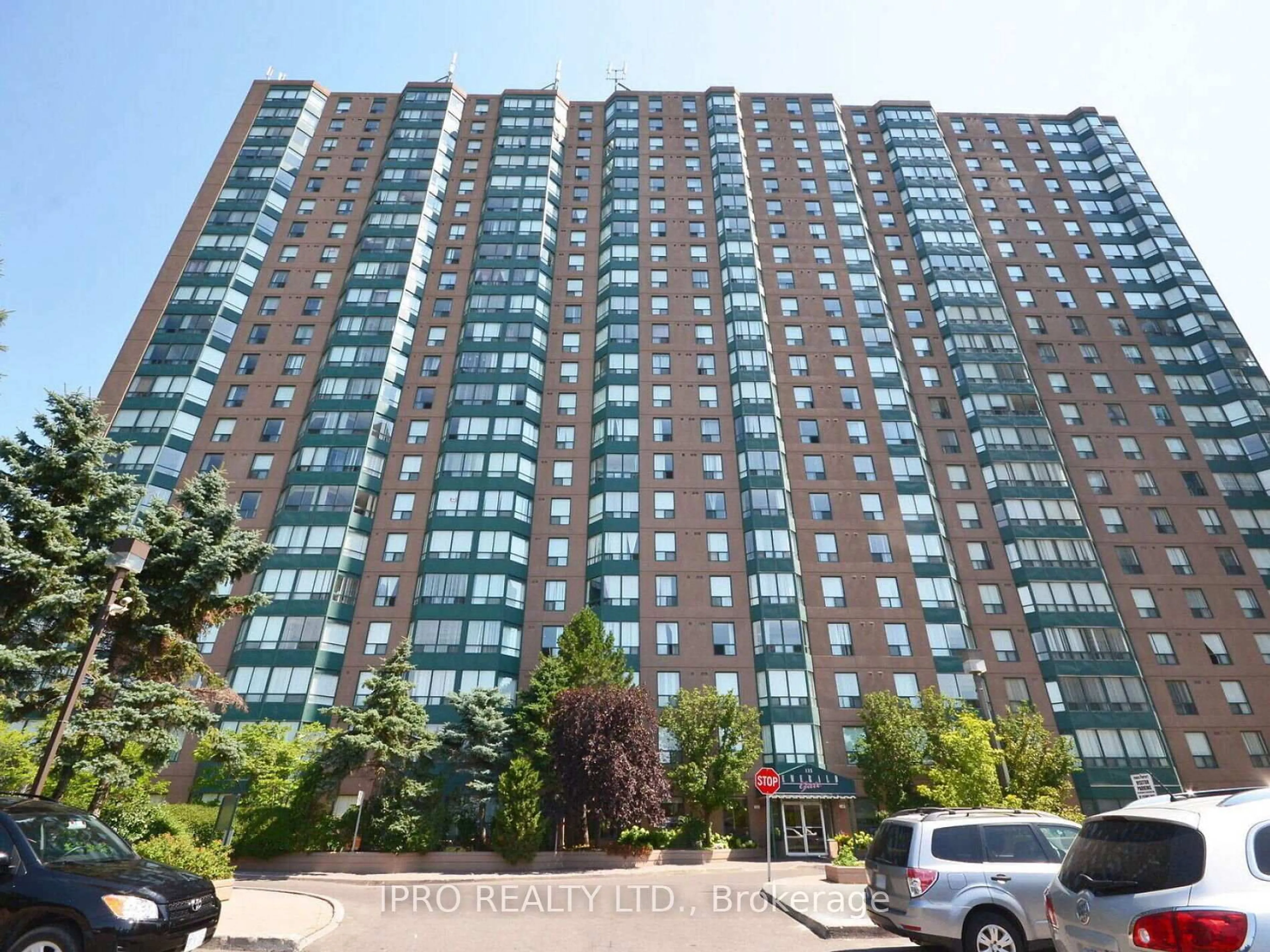 Unknown for 135 Hillcrest Ave #1402, Mississauga Ontario L5B 4B1