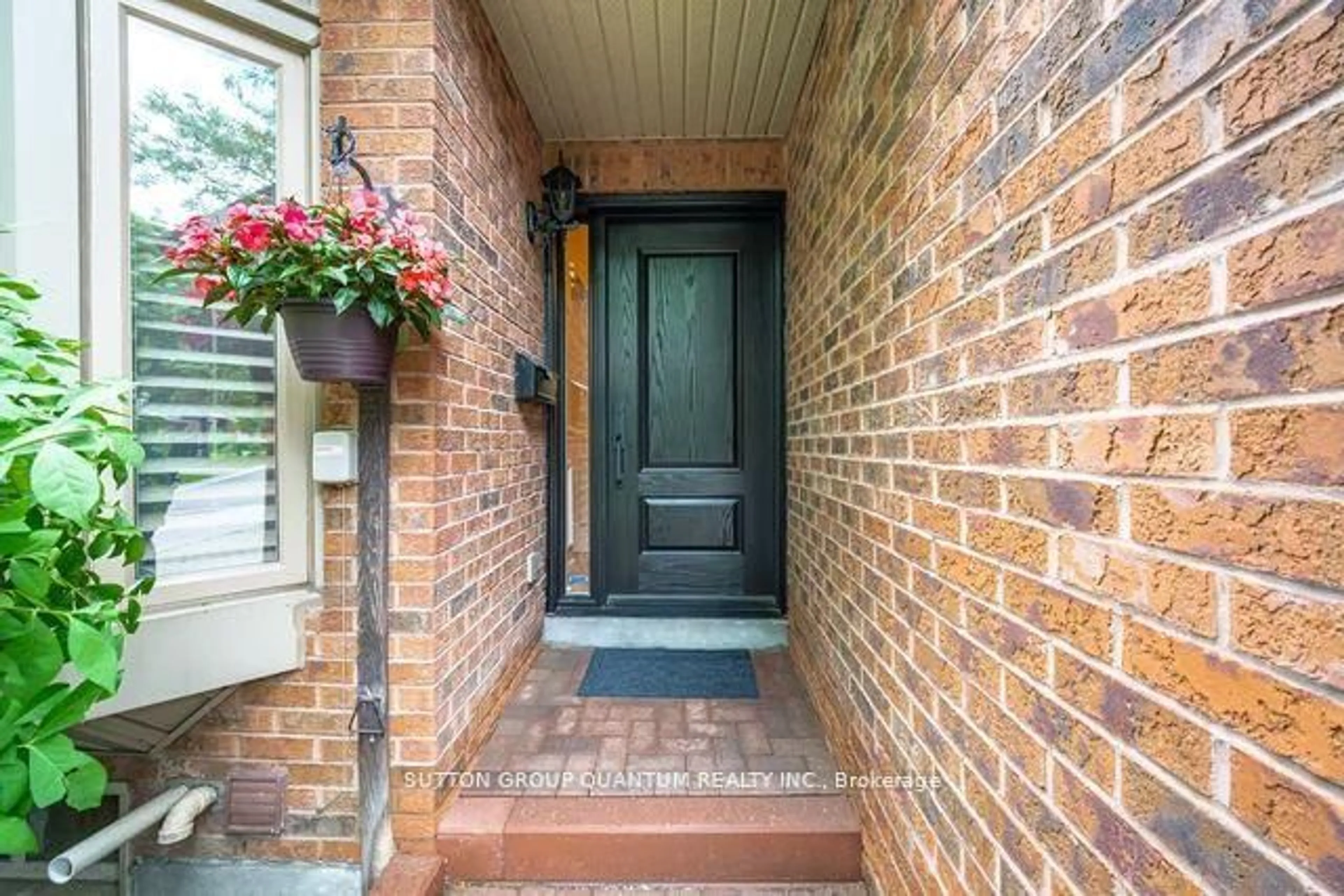 Indoor entryway for 1200 Walden Circ #59, Mississauga Ontario L5J 4J9