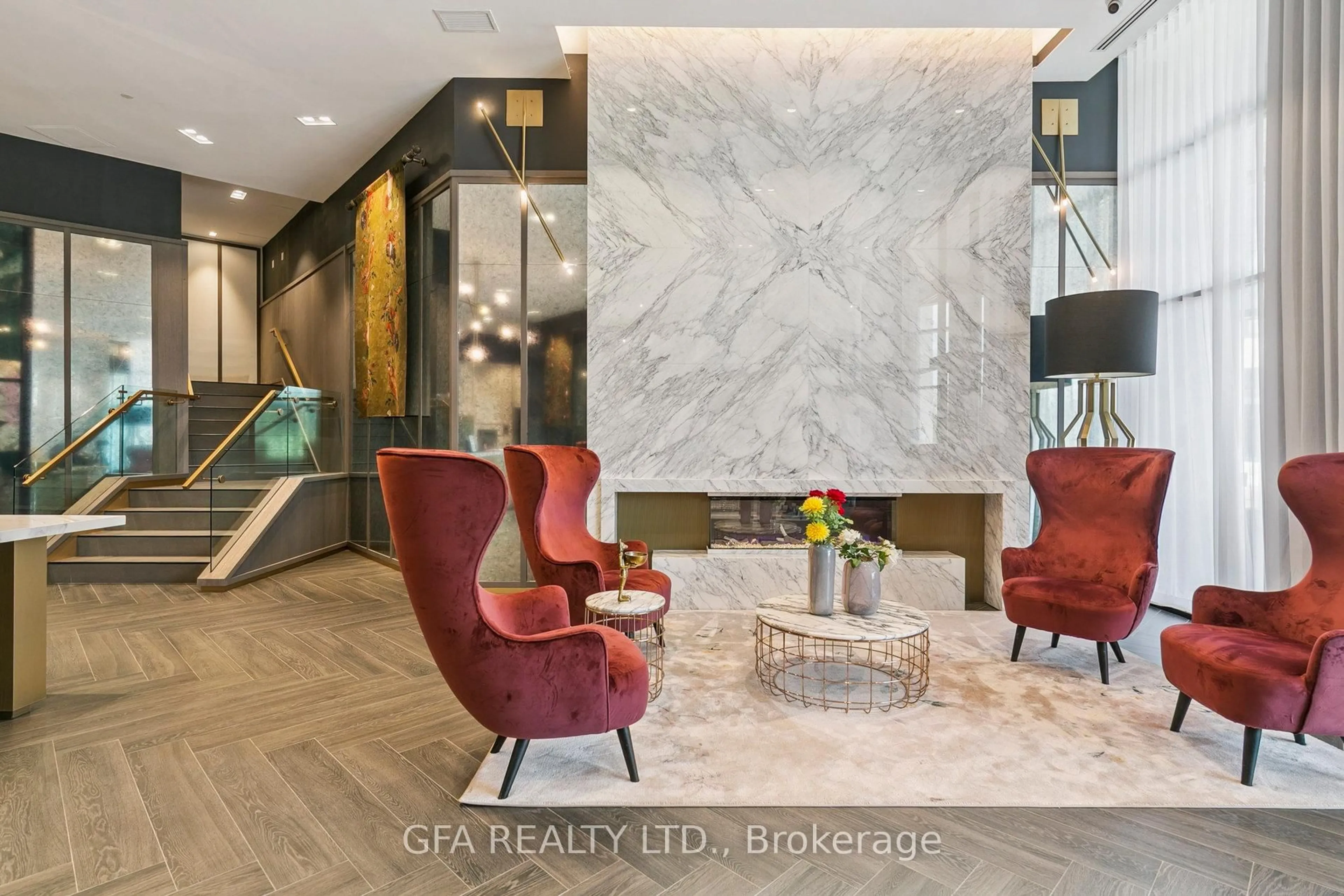 Lobby for 405 Dundas St #LPH19, Oakville Ontario L6M 5P9