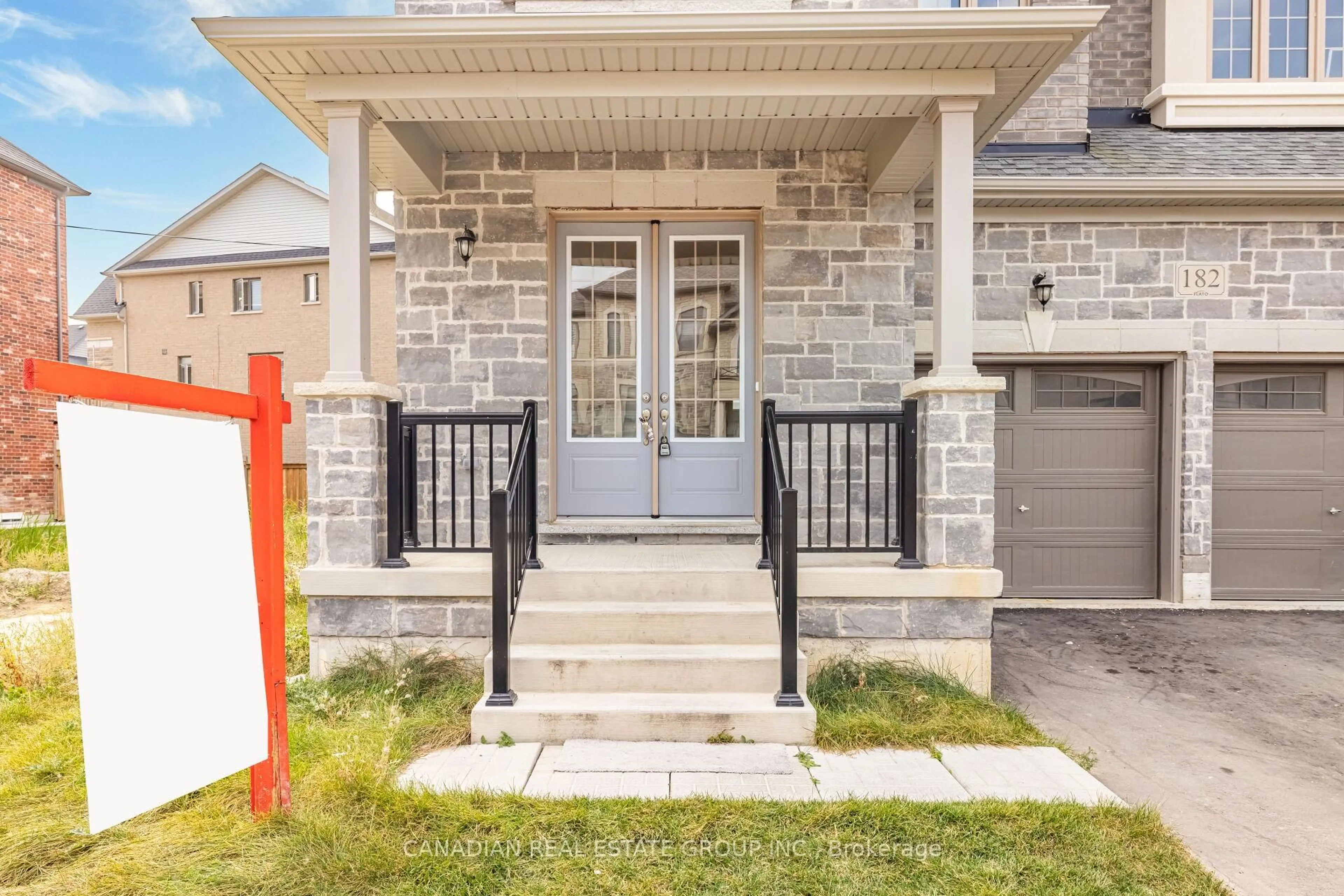 Unknown for 182 Thornbush Blvd, Brampton Ontario L7A 0G4