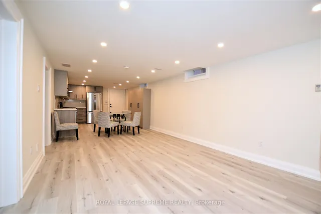 Additional image 35 of 514 Petawawa Cres