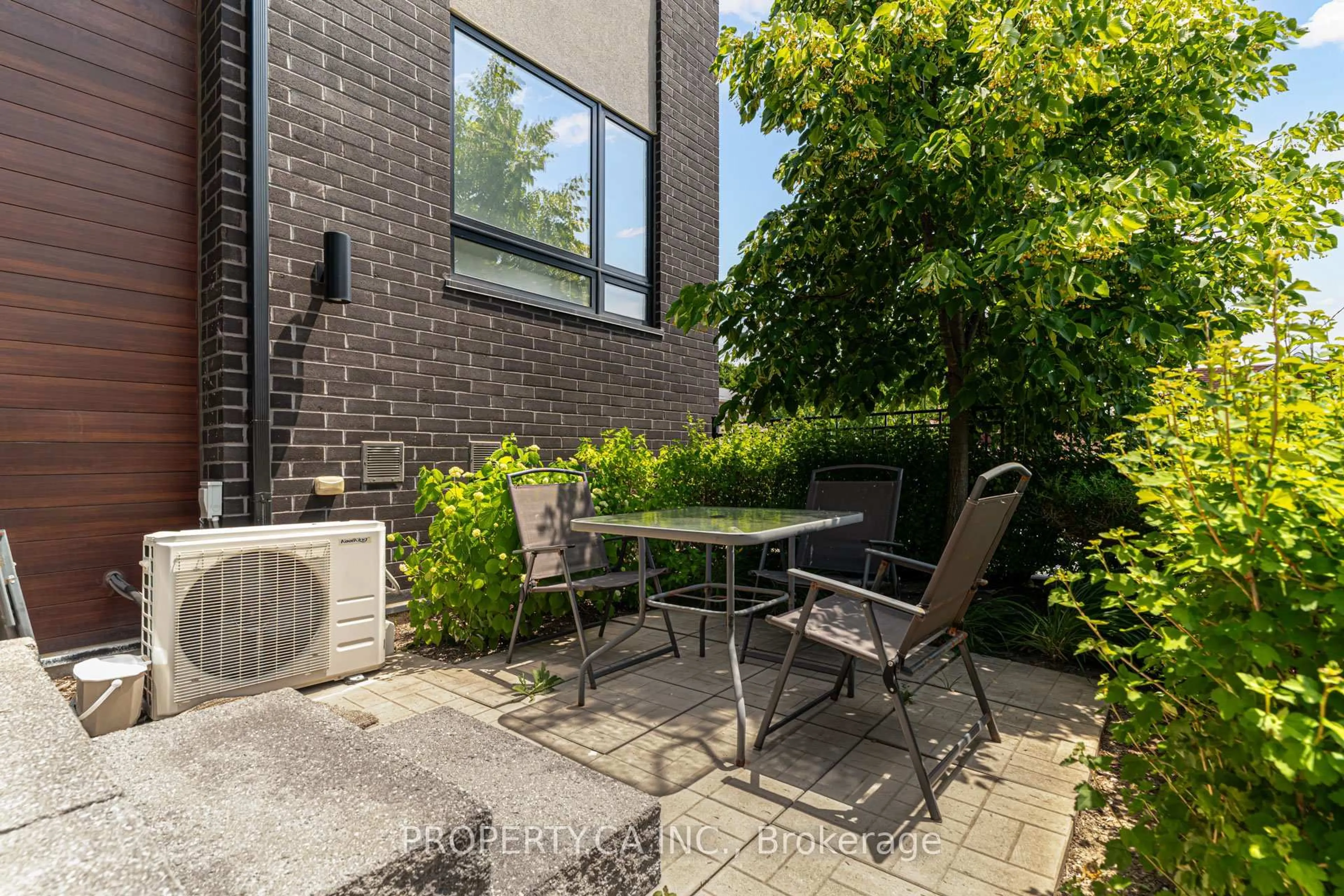 Patio, street for 1130 Briar Hill Ave #201, Toronto Ontario M6B 0A9