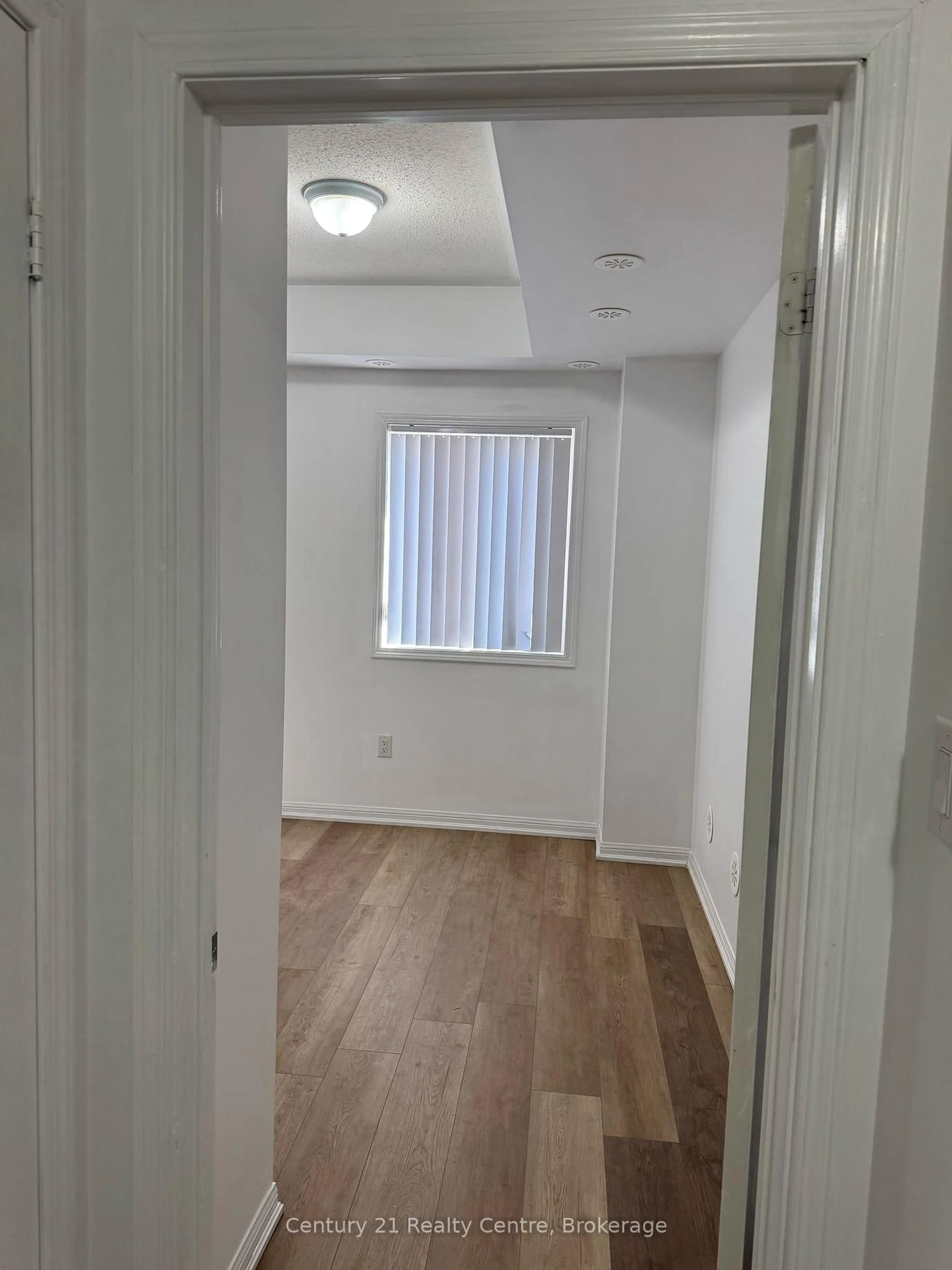 A pic of a room for 250 Sunny Meadow Blvd #329, Brampton Ontario L7A 0A1