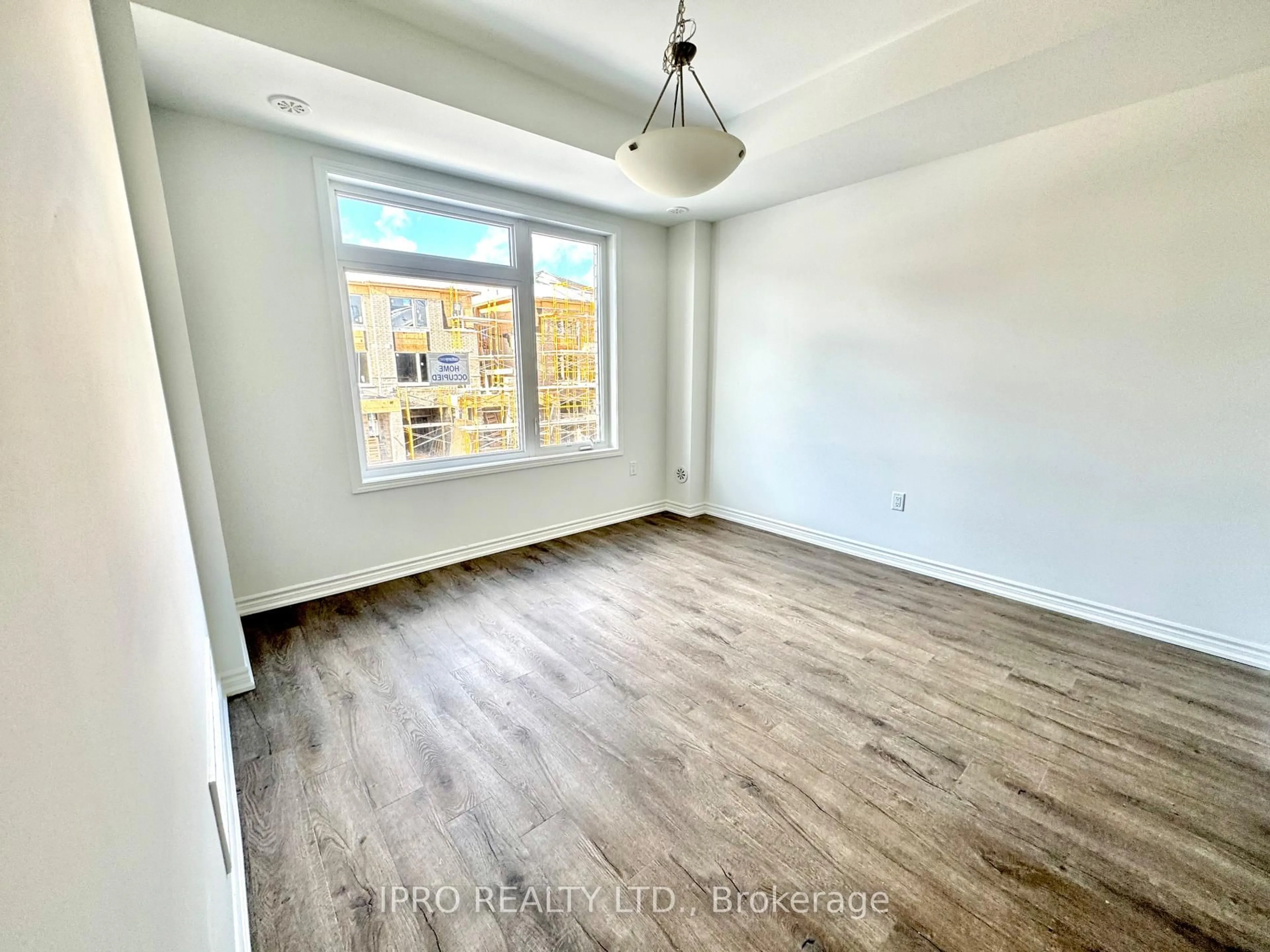 A pic of a room for 214 Keppel Circ, Brampton Ontario L7A 5K3