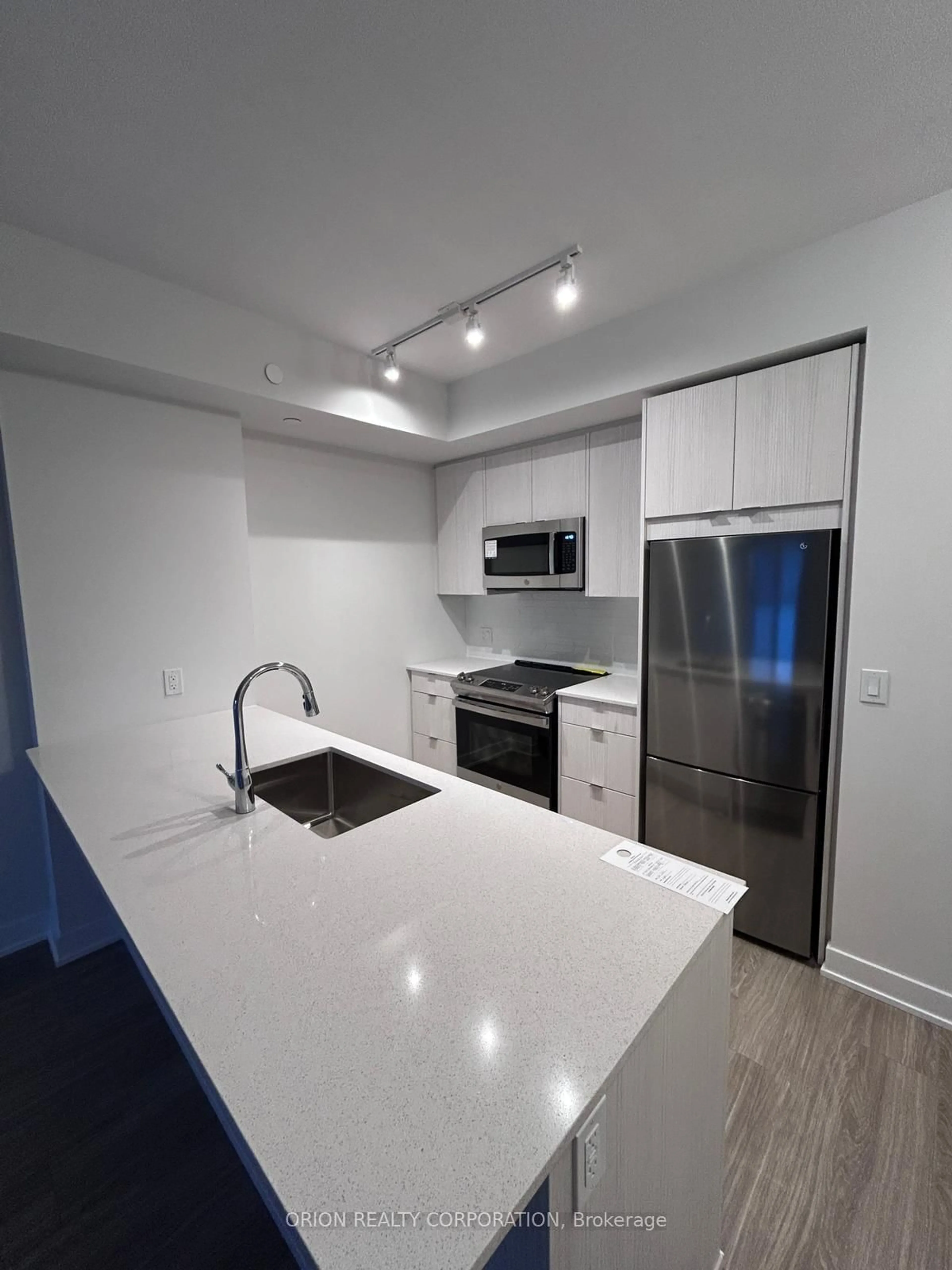 Standard kitchen, unknown for 4130 Parkside Village Dr #1602, Mississauga Ontario L5B 0L6