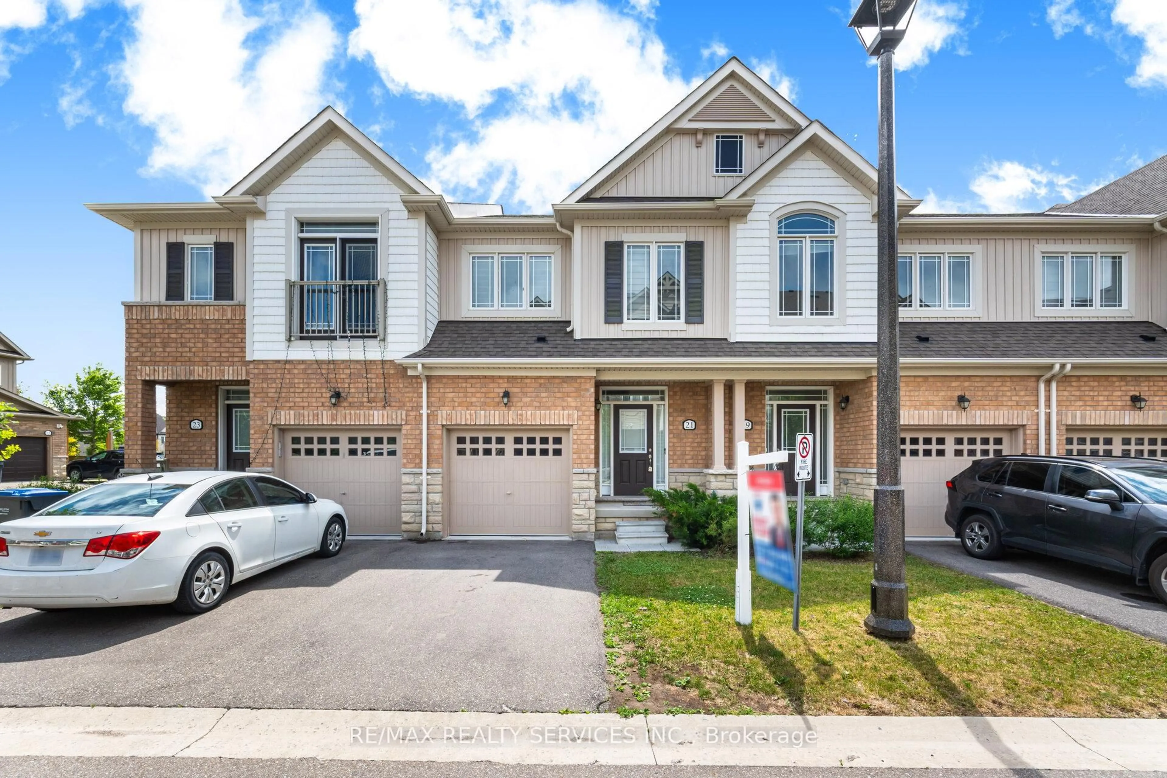 Unknown for 21 Cosbury Lane, Caledon Ontario L7C 4H2