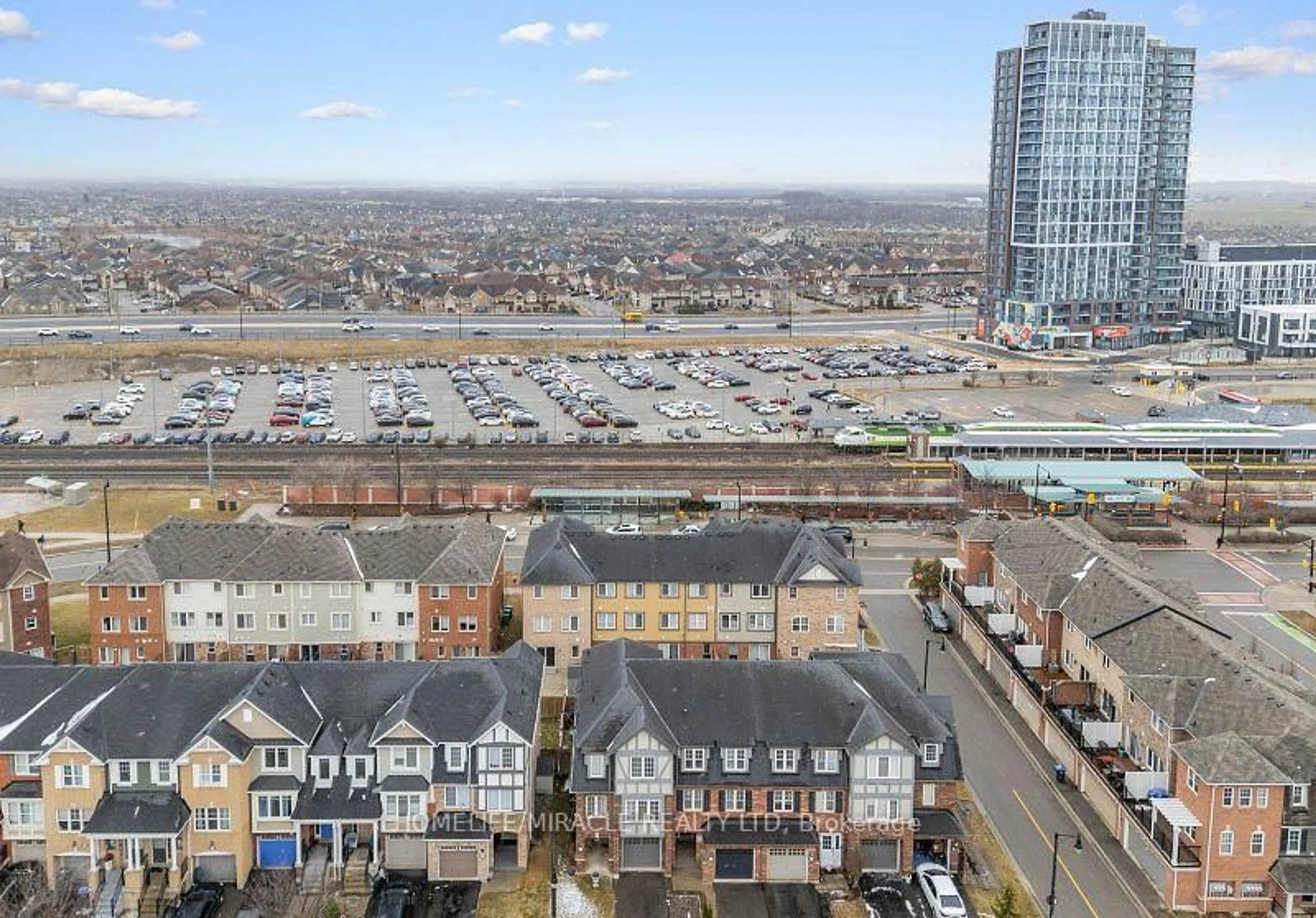 A pic from outside/outdoor area/front of a property/back of a property/a pic from drone, city buildings view from balcony for 7 Viewforth Rd, Brampton Ontario L7A 0R2
