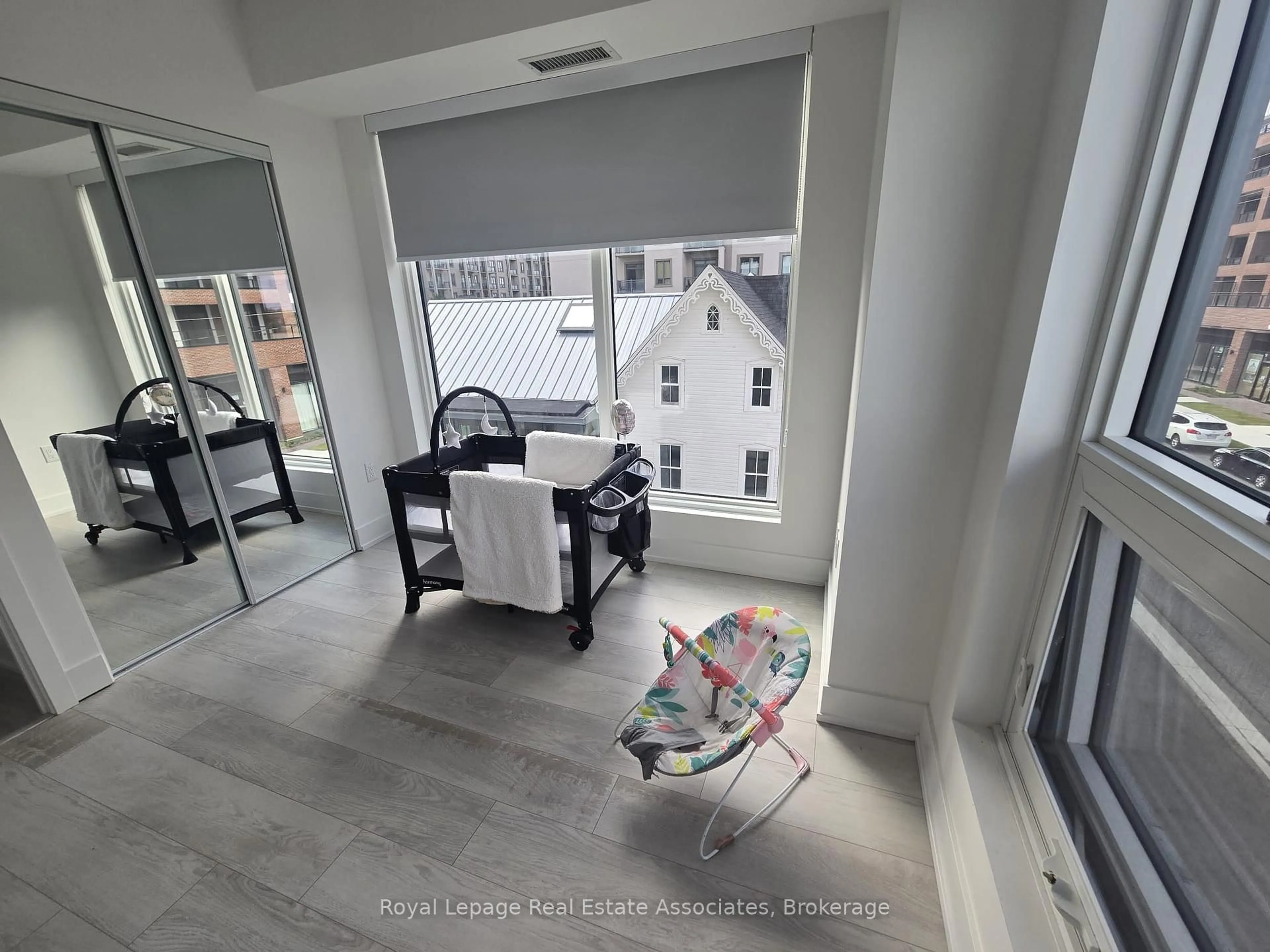A pic of a room for 2450 Old Bronte Rd #204, Oakville Ontario L6M 4J2