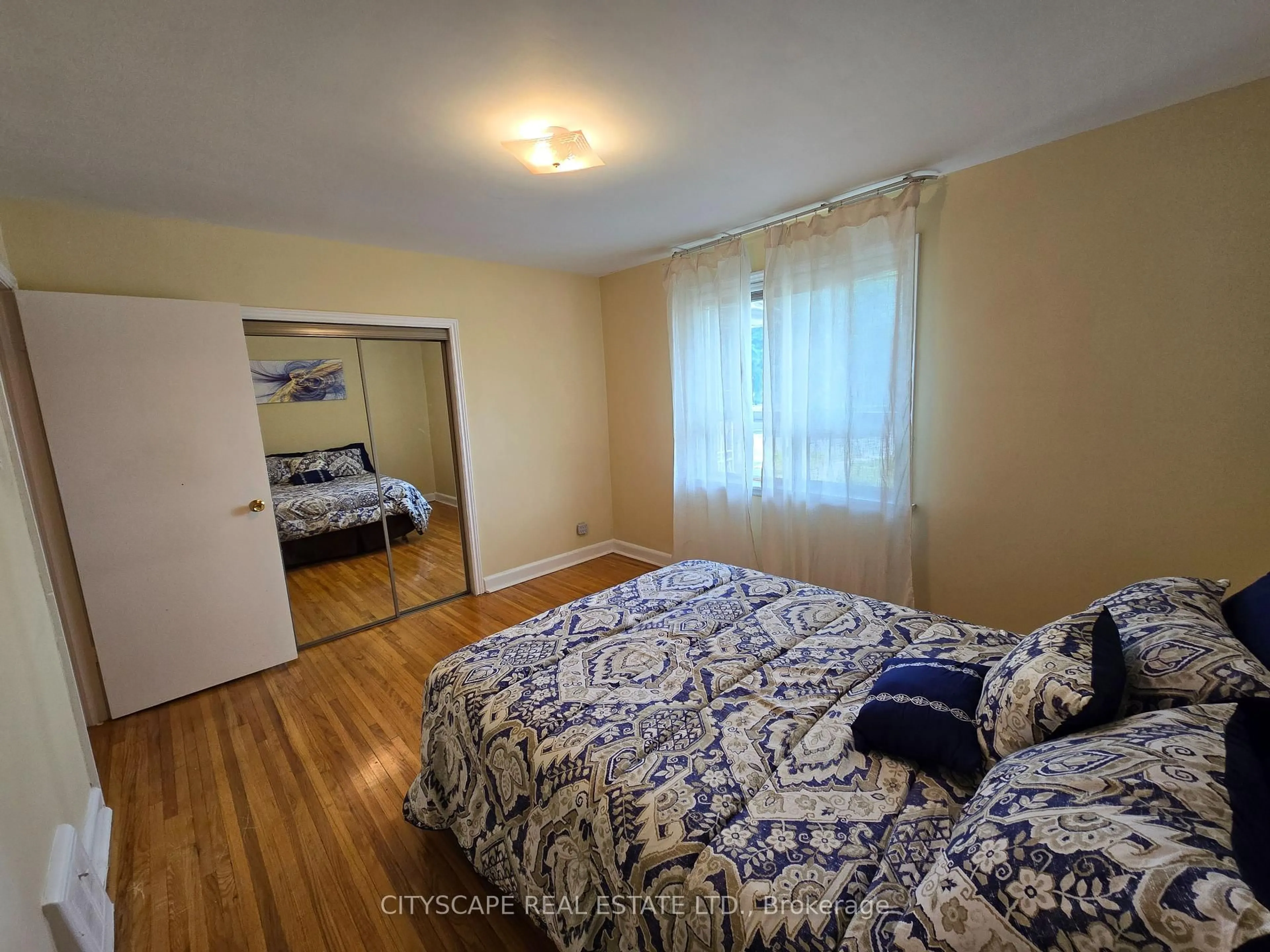 A pic of a room for 1 Letchworth Cres, Toronto Ontario M3M 1Y7