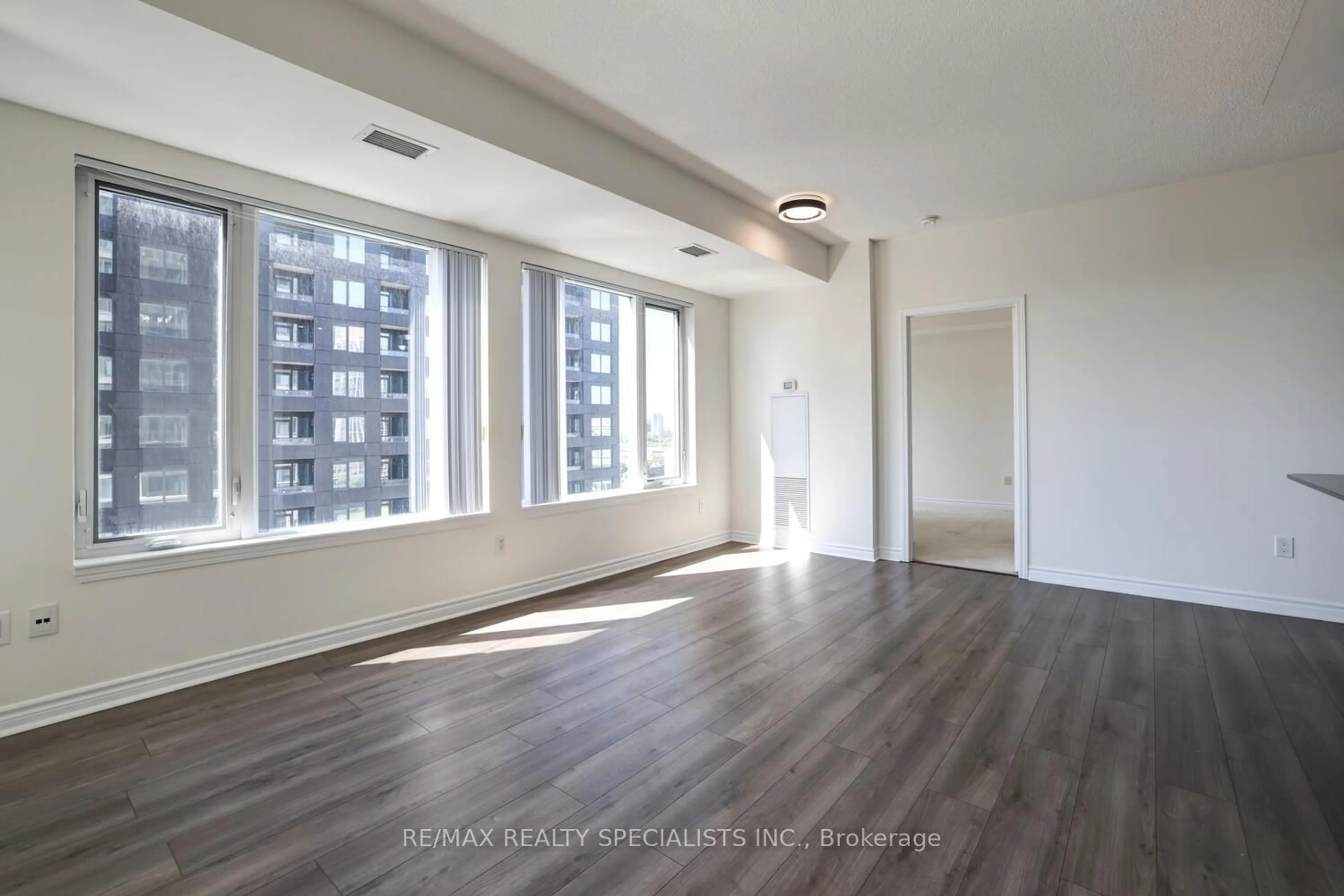 A pic of a room for 385 Prince Of Wales Dr #1111, Mississauga Ontario L5B 0C6