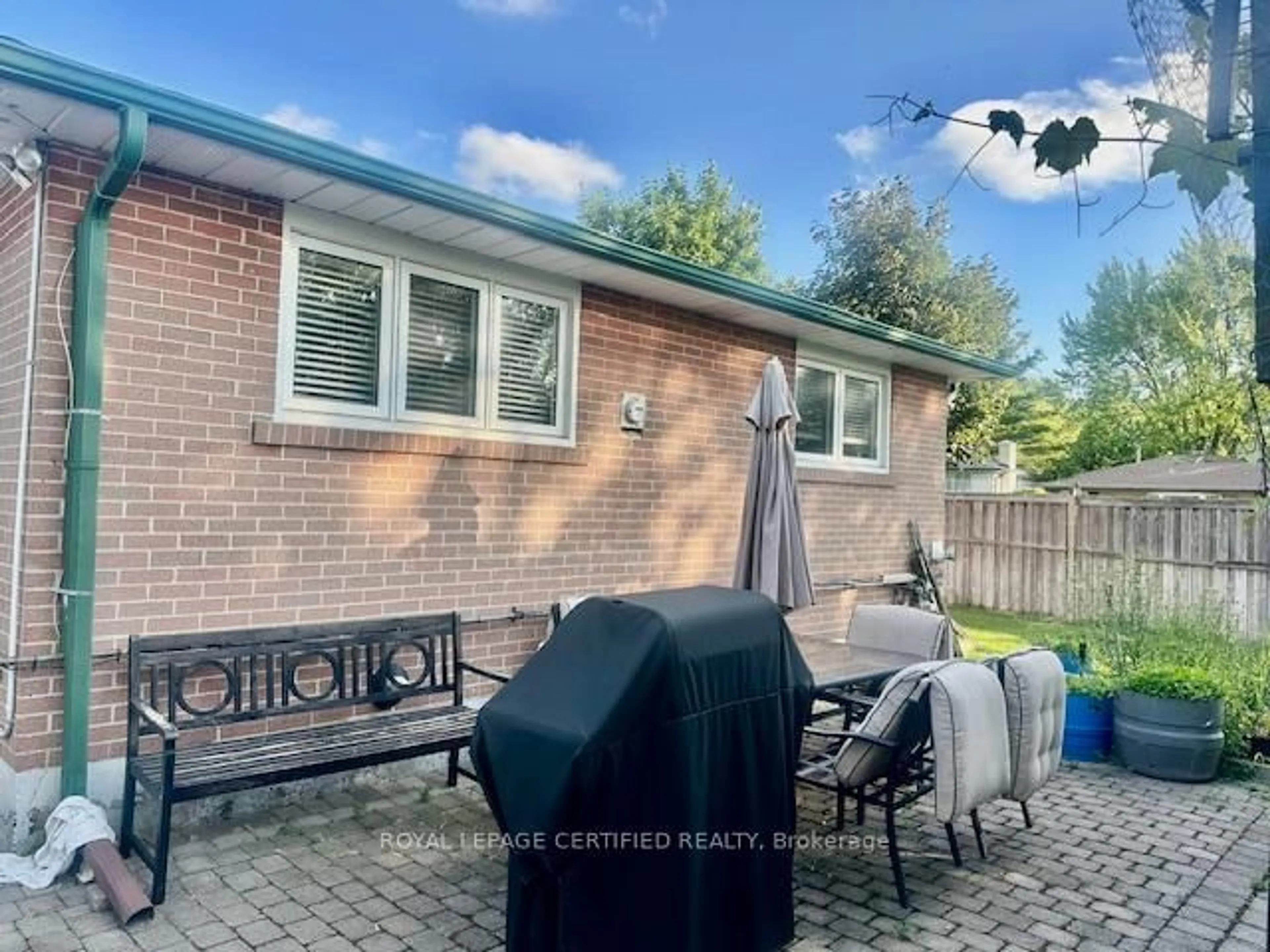 Patio, street for 36 Watson Cres, Brampton Ontario L6W 1E7