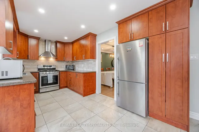 Additional image 11 of 5274 Huntingfield Dr