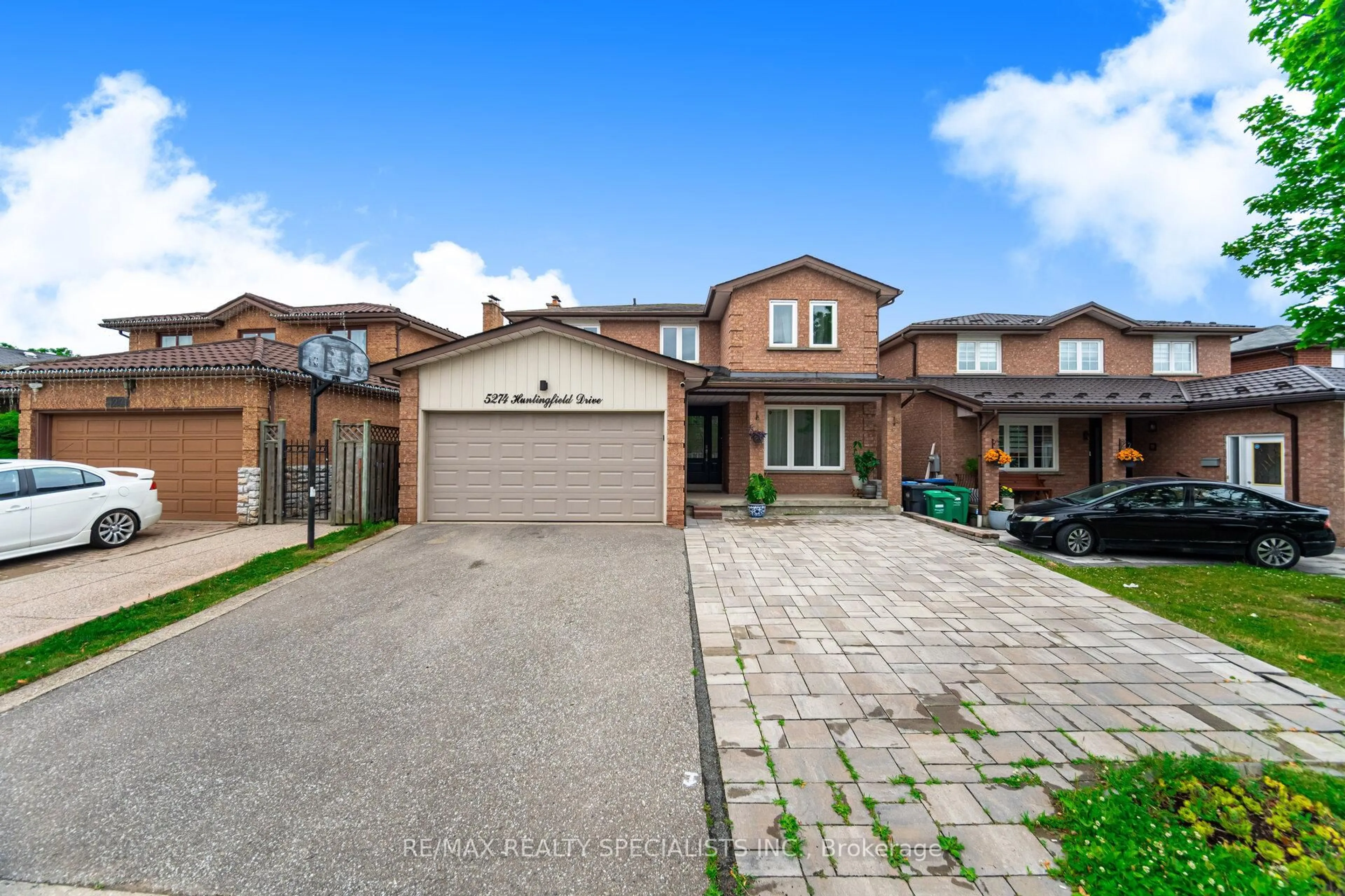Home with brick exterior material, street for 5274 Huntingfield Dr, Mississauga Ontario L5R 2K5
