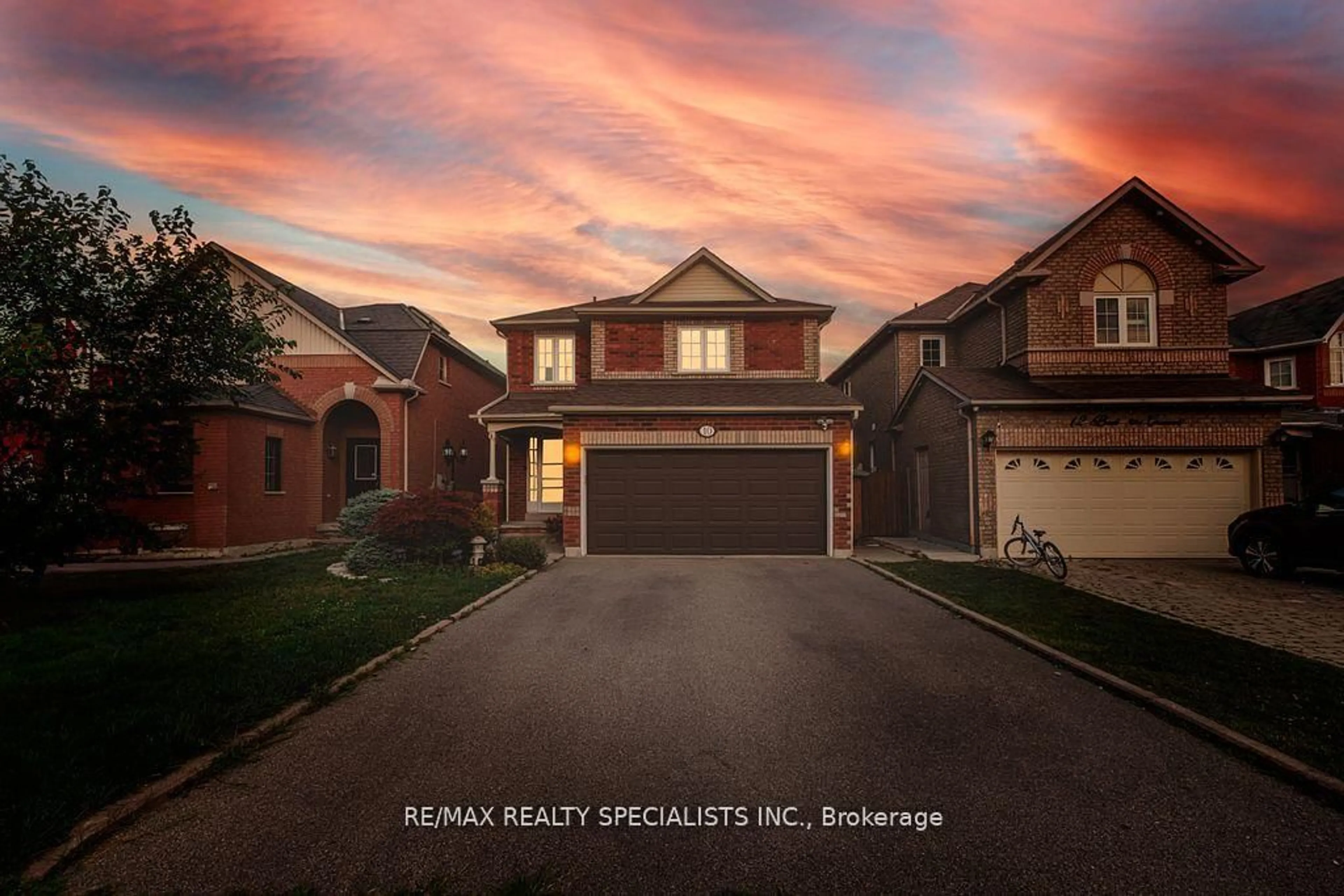 Unknown for 10 Banington Cres, Brampton Ontario L7A 1G4