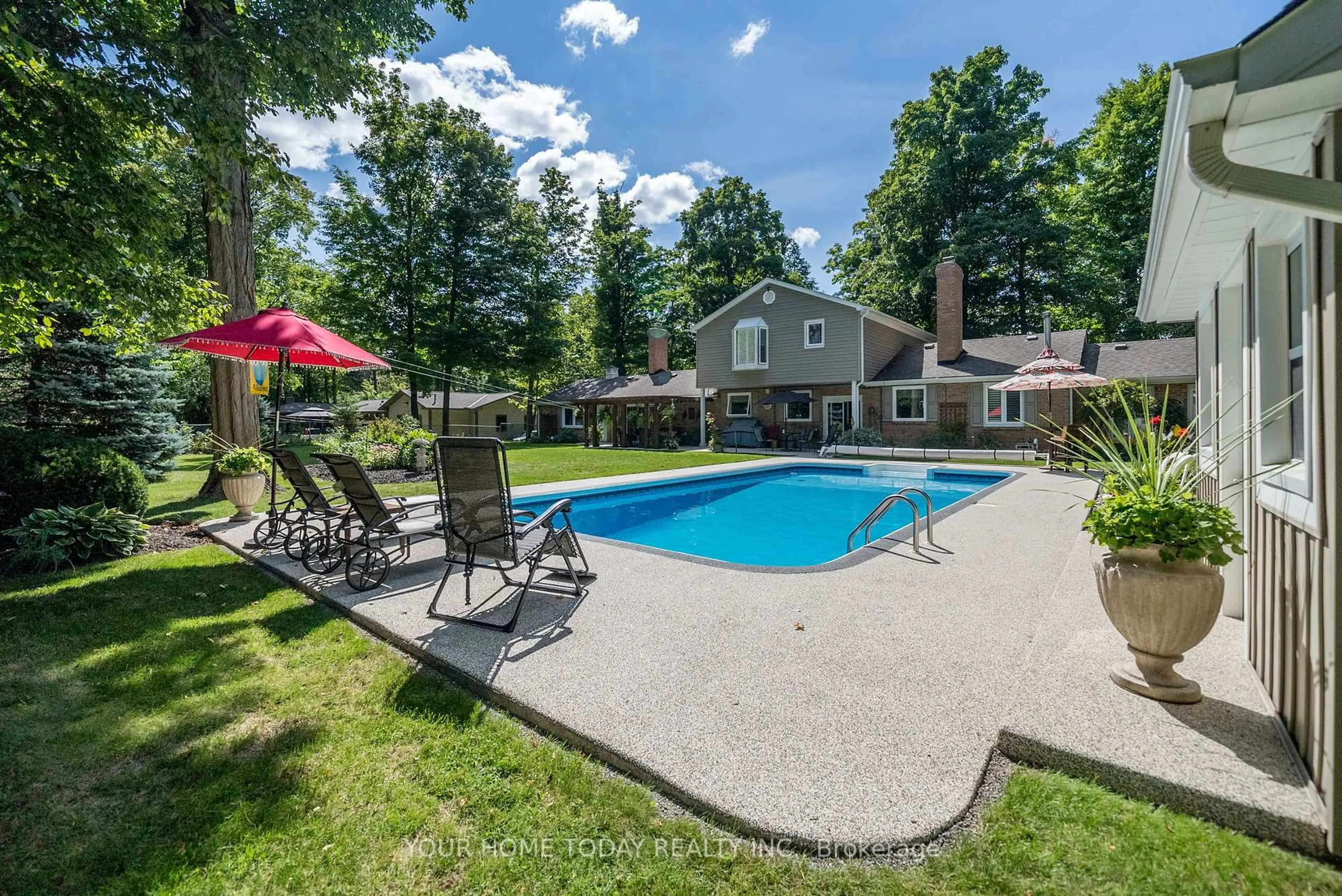 Pool for 11809 Sixth Line, Halton Hills Ontario L0P 1H0