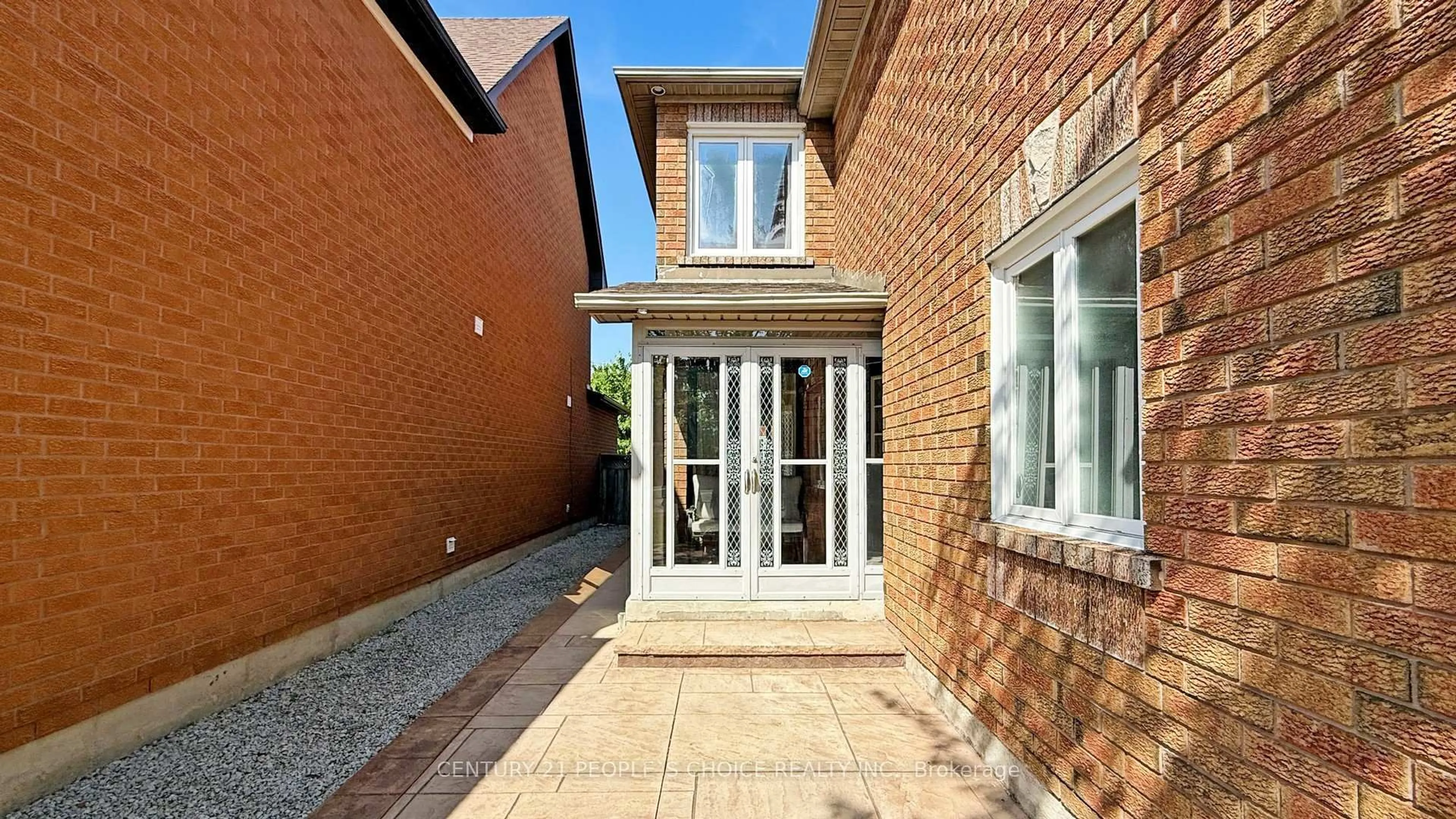 Home with brick exterior material, street for 5731 Mersey St, Mississauga Ontario L5V 1V7