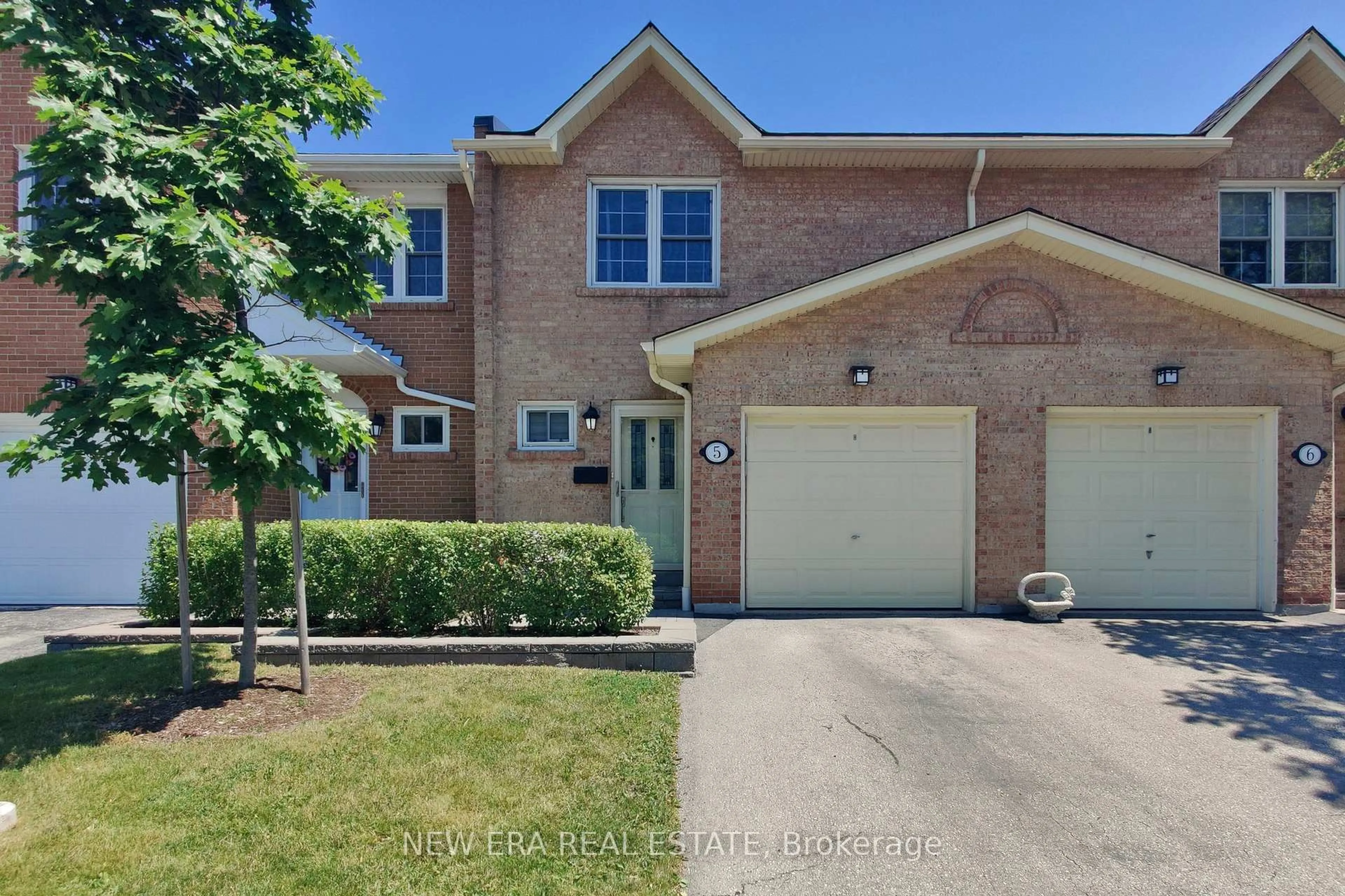 Home with brick exterior material, street for 1951 Rathburn Rd #5, Mississauga Ontario L4W 2N9
