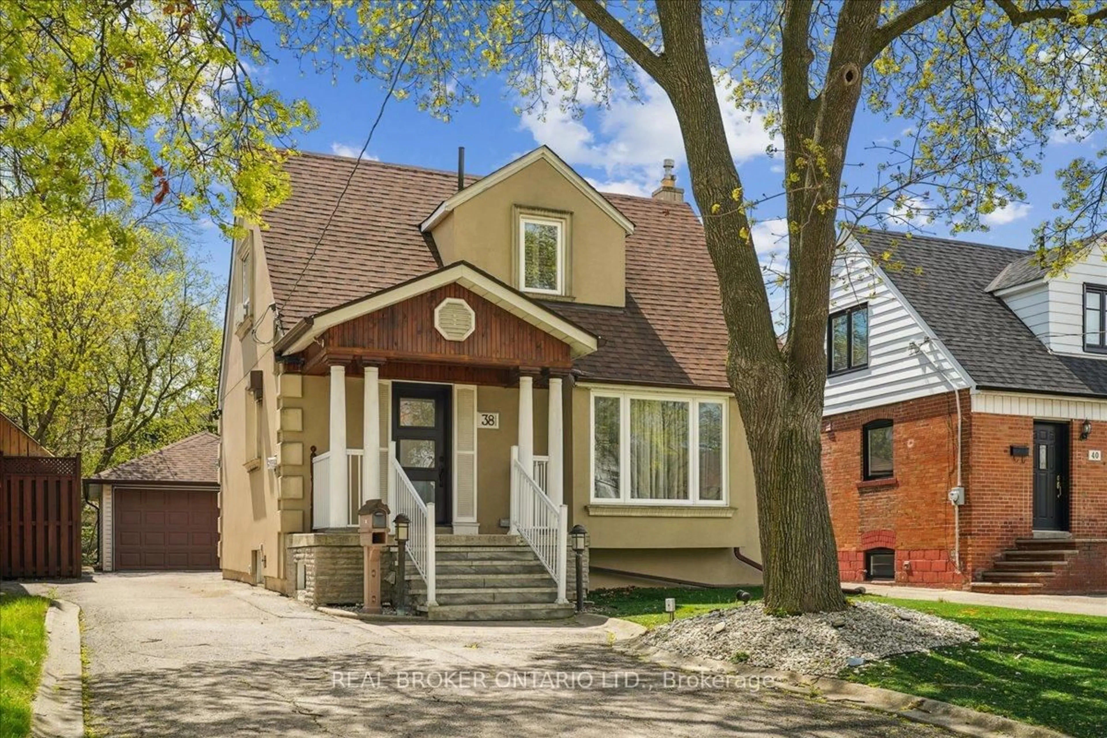 Home with brick exterior material, street for 38 Riverview Hts, Toronto Ontario M9P 2N4