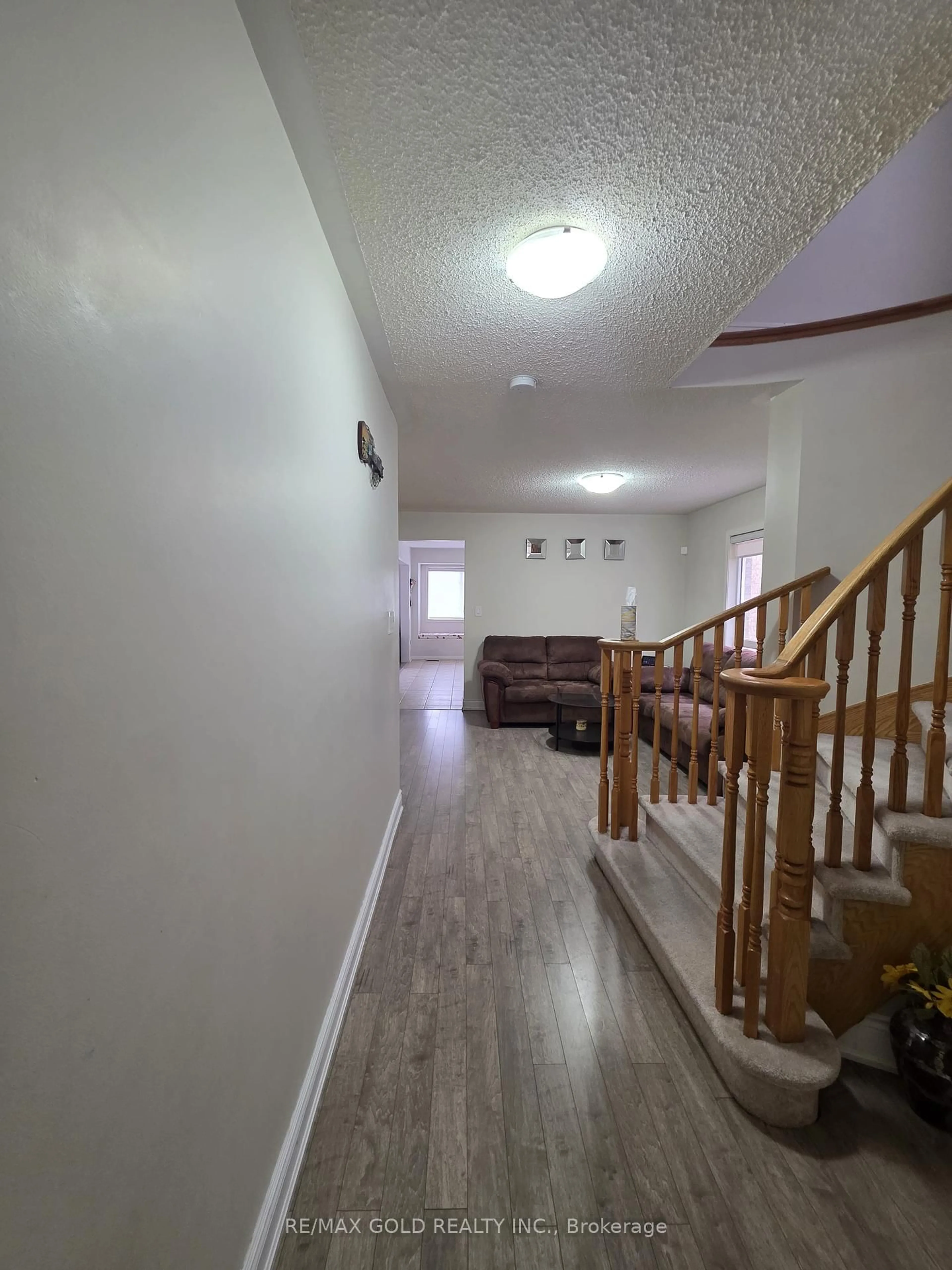 A pic of a room for 42 Zimmer St, Brampton Ontario L6S 6L9
