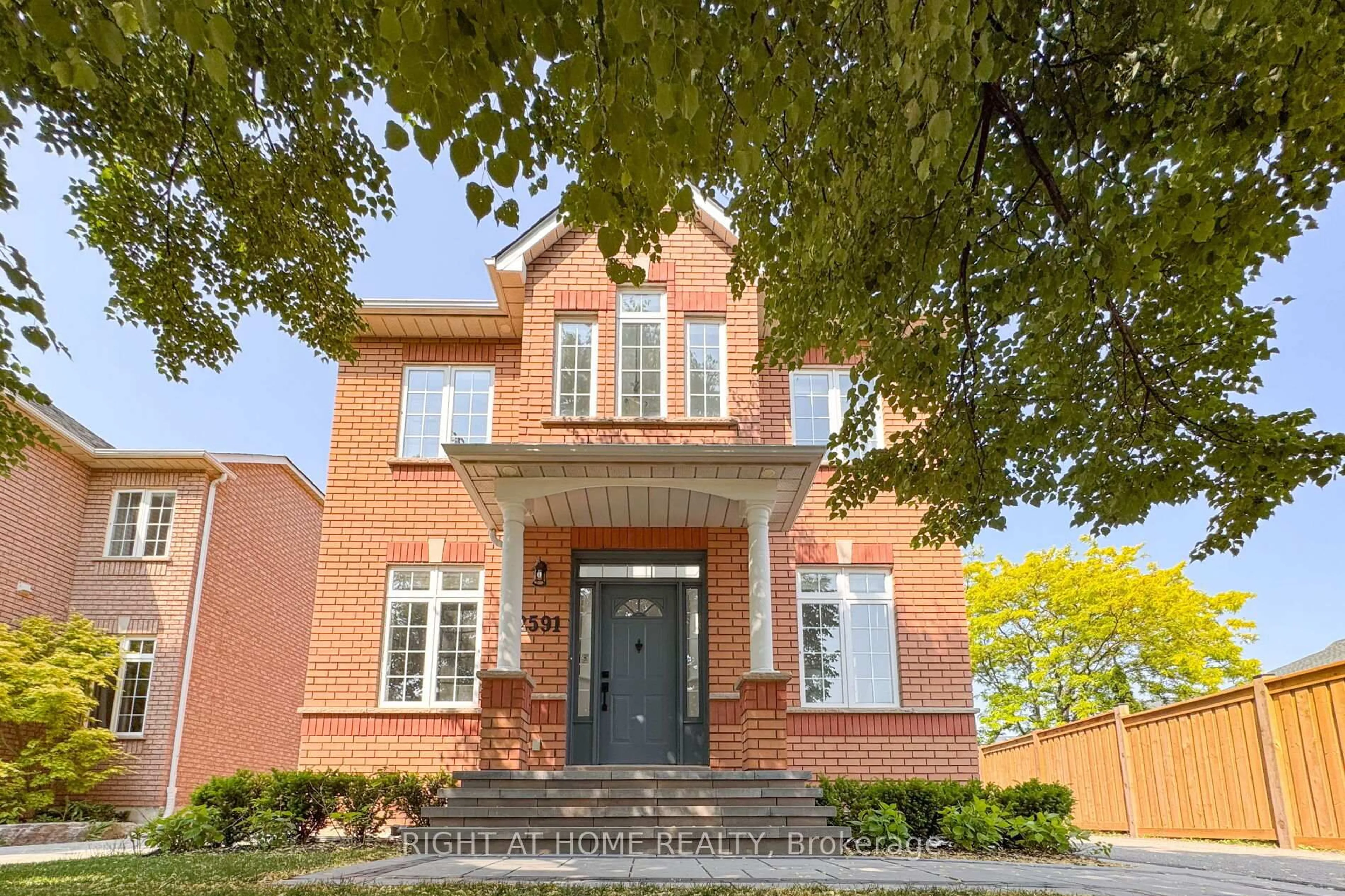 Home with brick exterior material, street for 2591 Castle Hill Cres, Oakville Ontario L6H 6J1